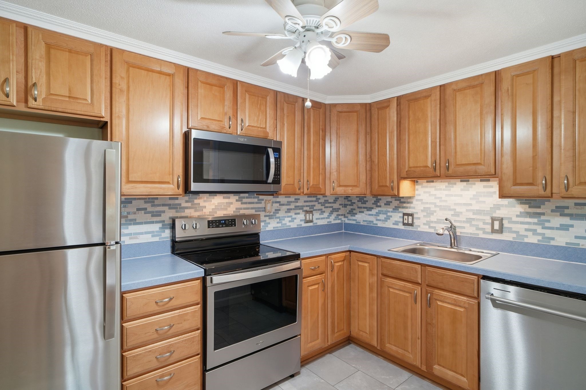 4 Colonial Dr Unit A4-11, Andover, MA 01810 - Image 3