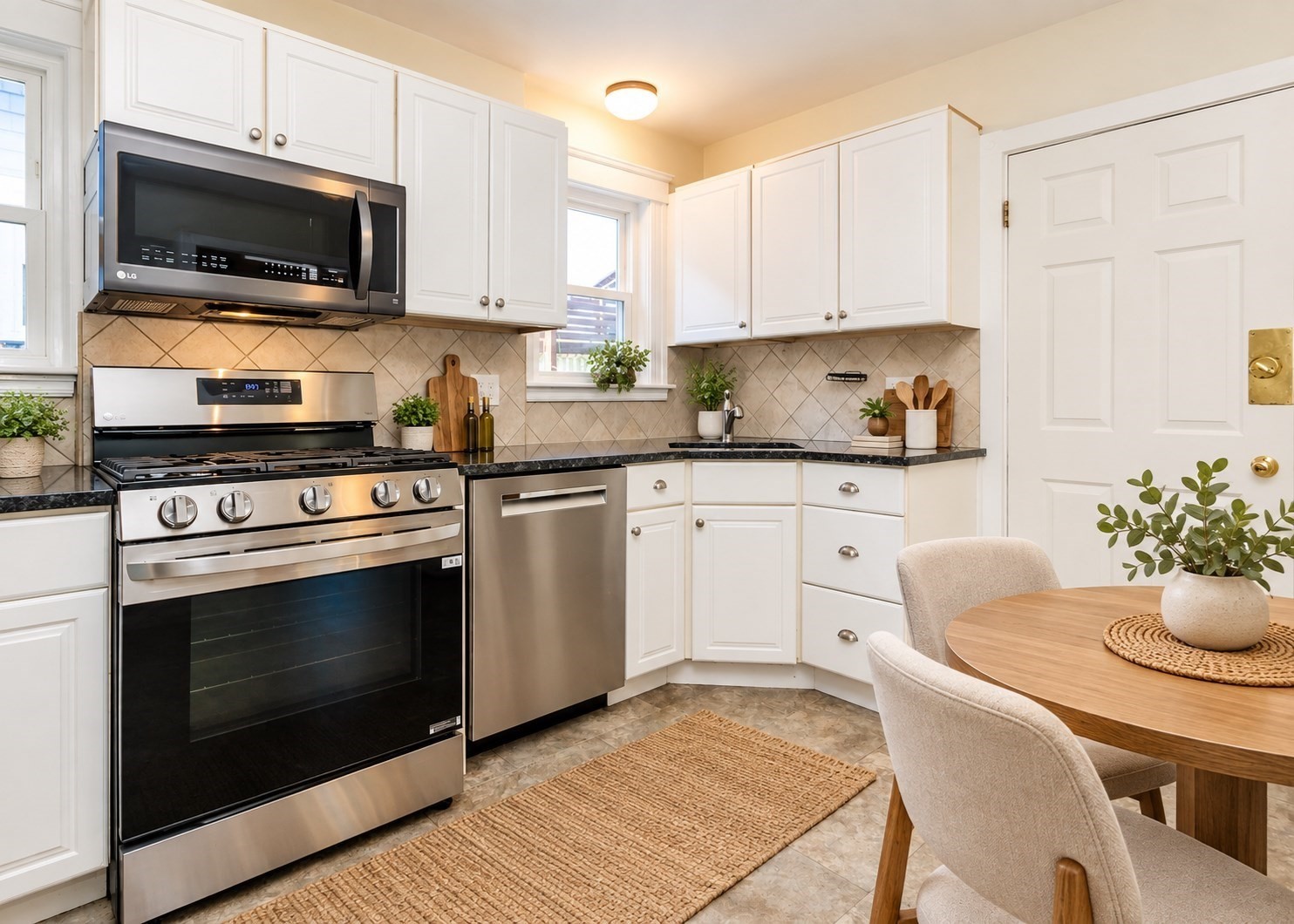 17 Hamblin Road, Waltham, MA 02453 - Image 4