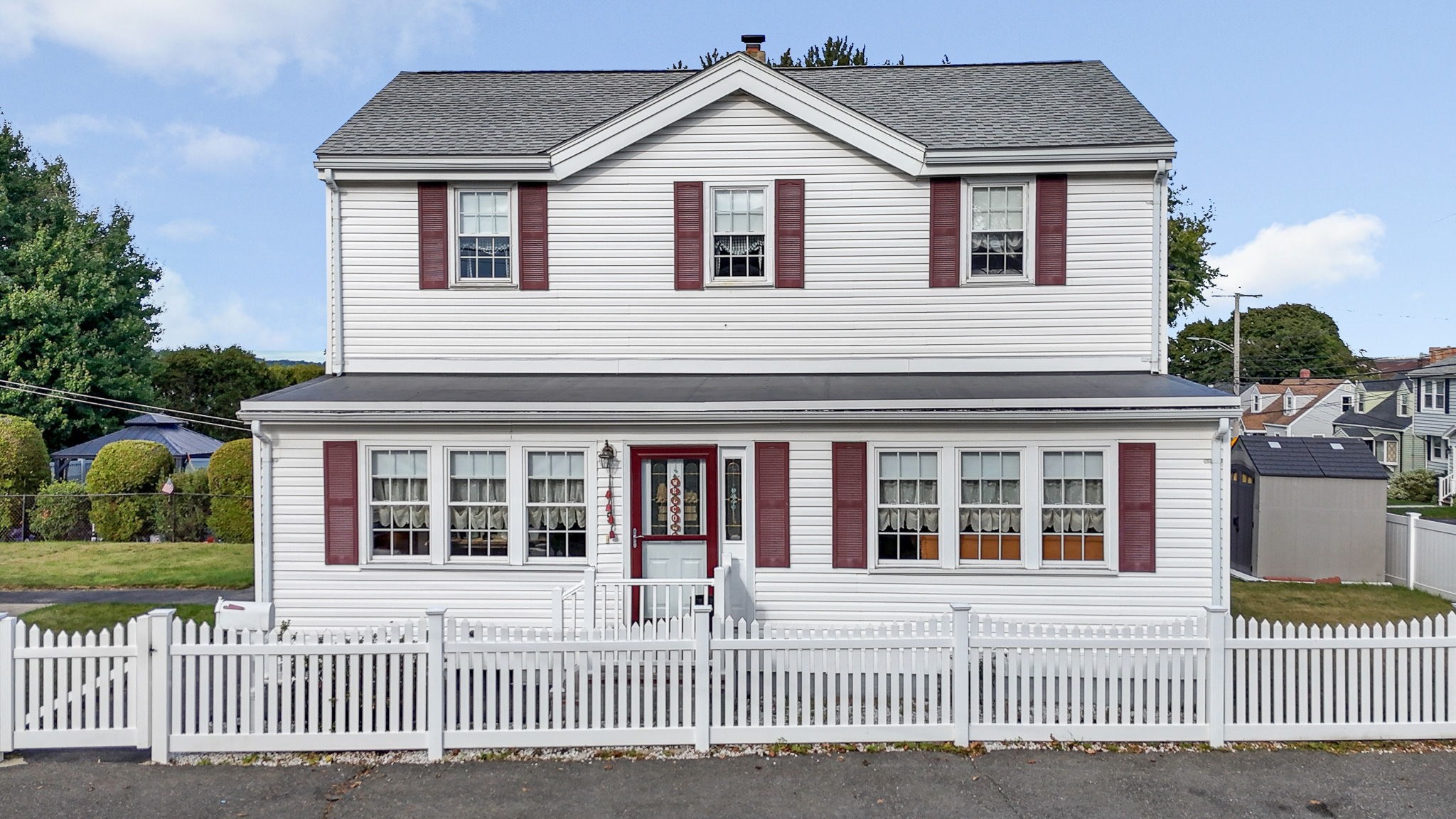 5 Grover St, Revere, MA 02151