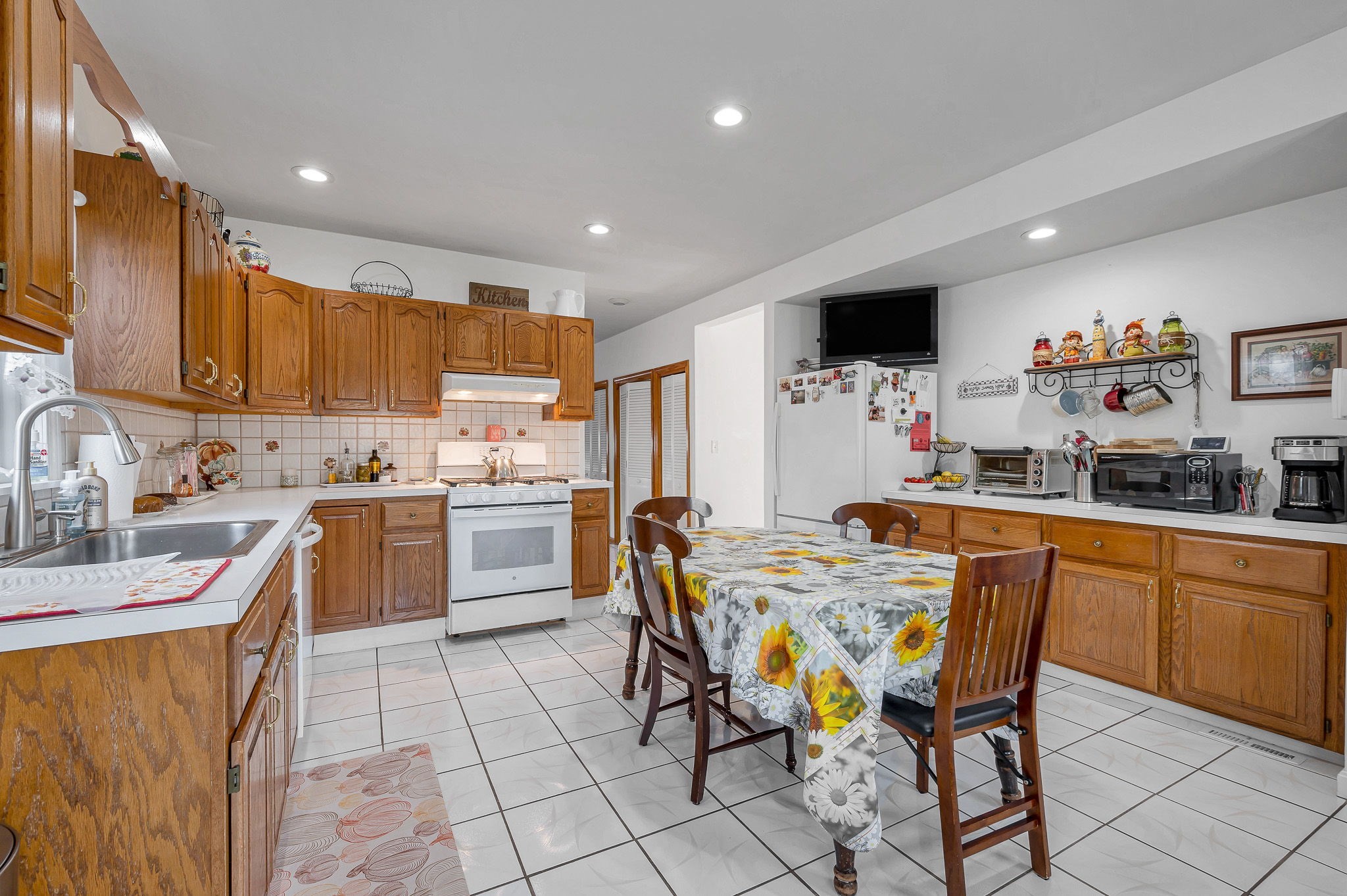 5 Grover St, Revere, MA 02151 - Image 4