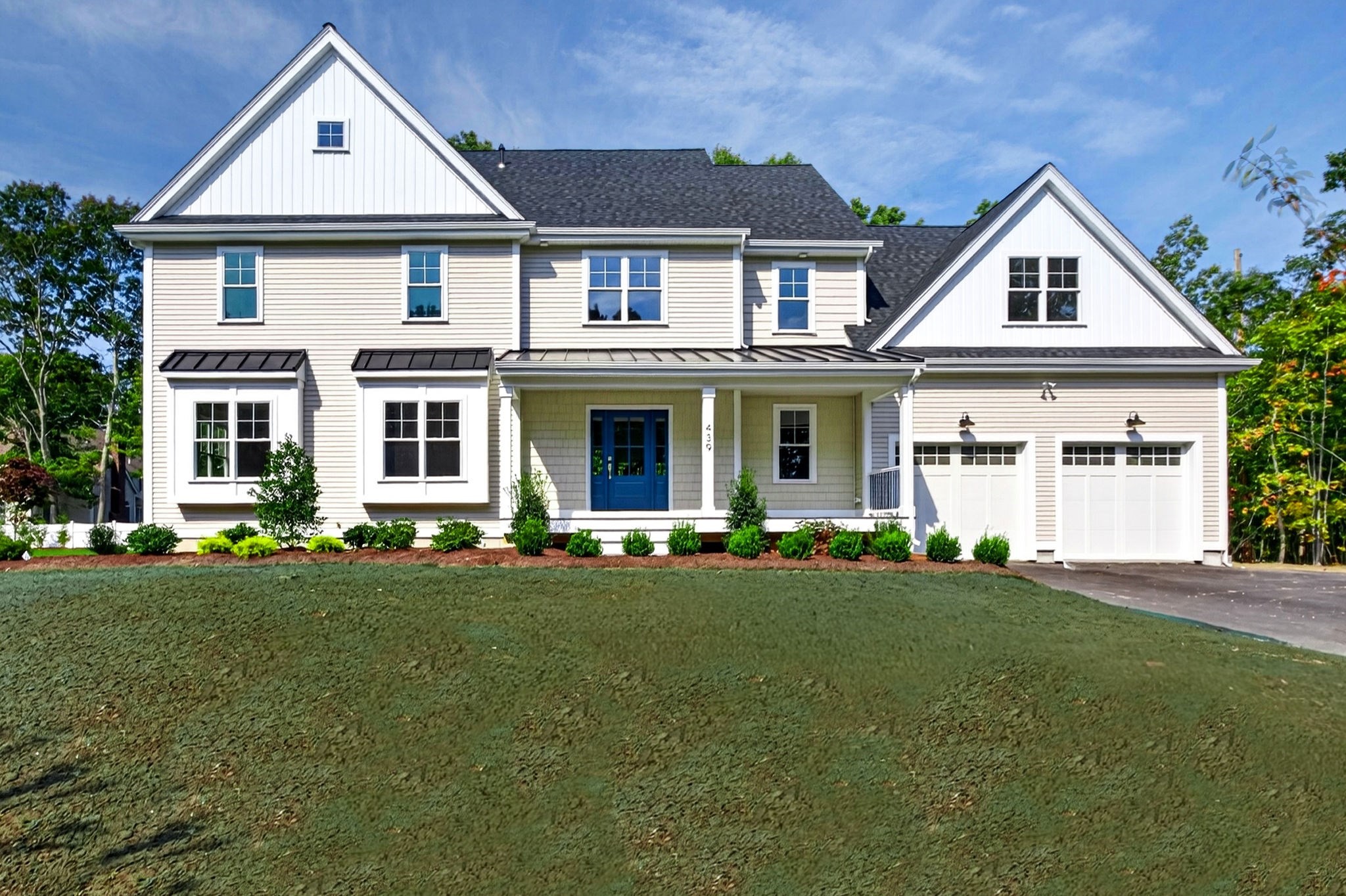2 Landry Ave, North Attleboro, MA 02760