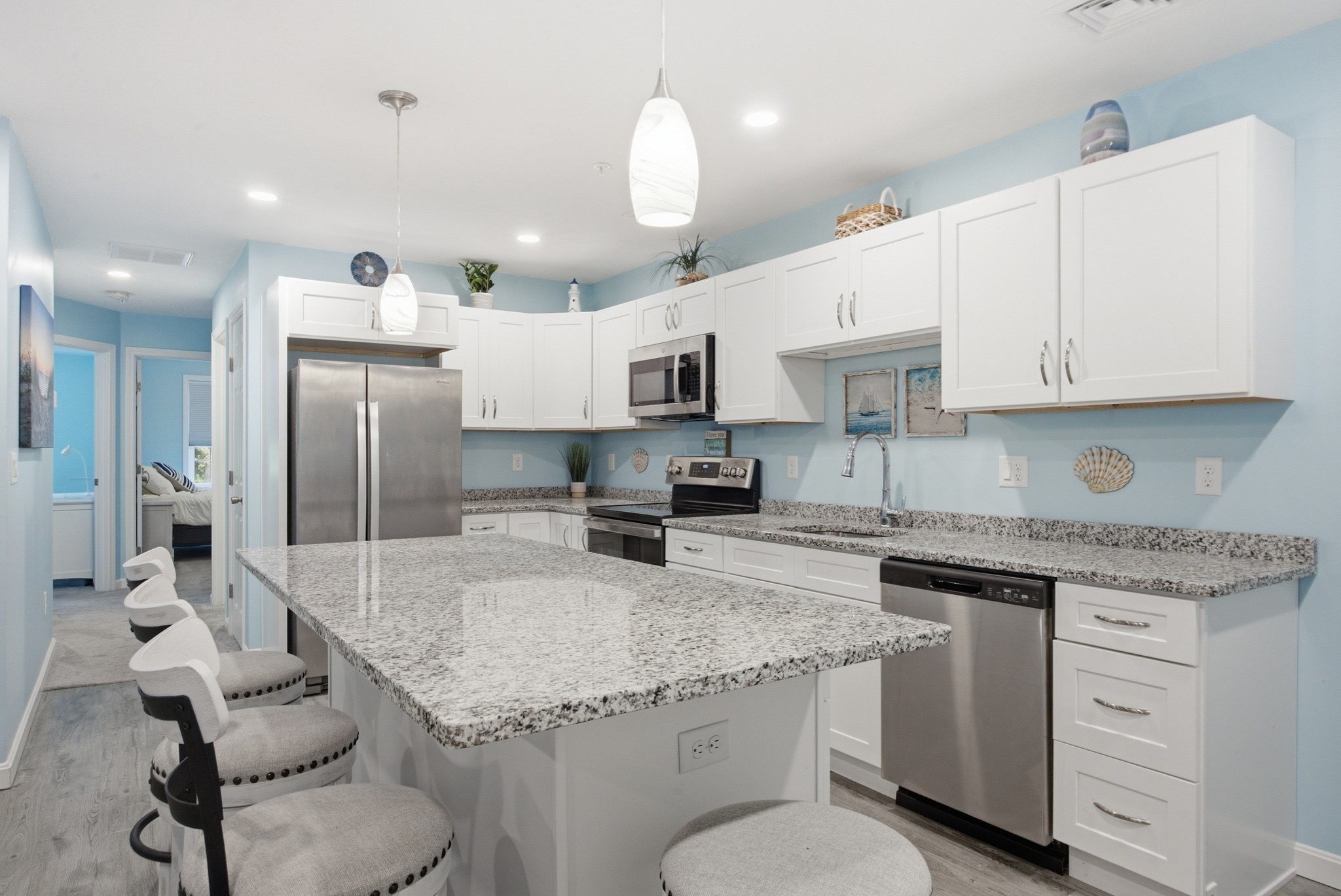 27 Ocean Walk Dr Unit 206, Plymouth, MA 02360