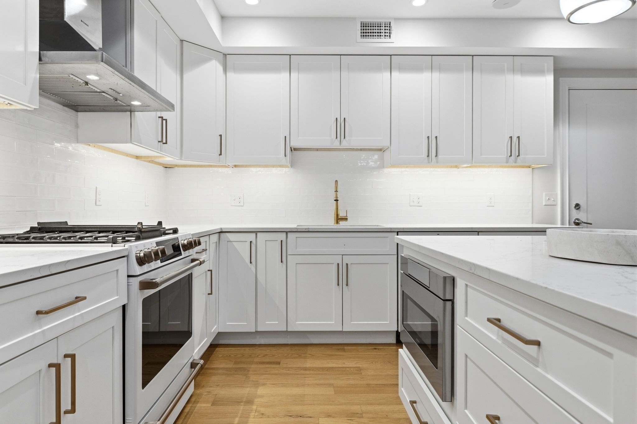 40 Westmoreland Street, Dorchester, Boston, MA 02124 - Image 9