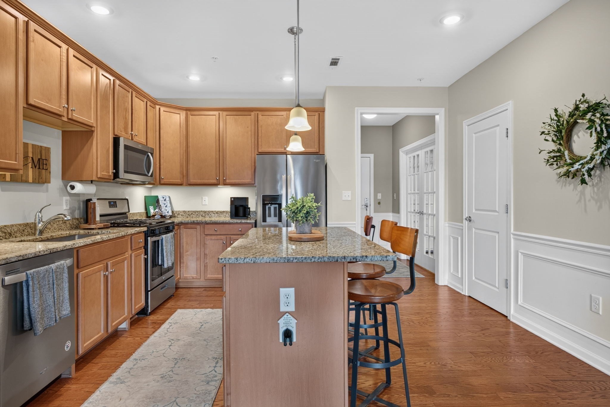 130 University Ave Unit 1210, Westwood, MA 02090