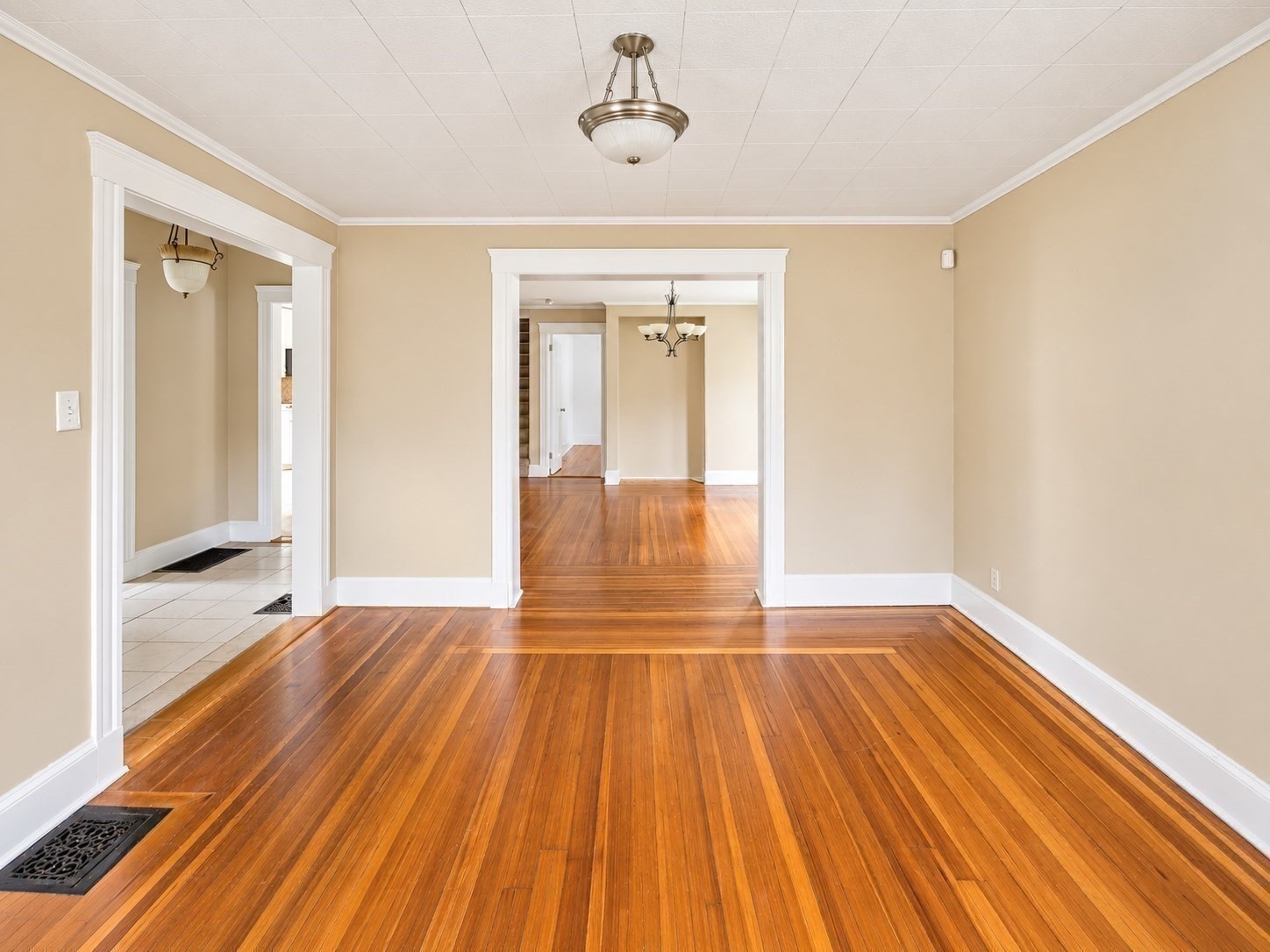 65 Chestnut St Unit 1, Wakefield, MA 01880 - Image 2