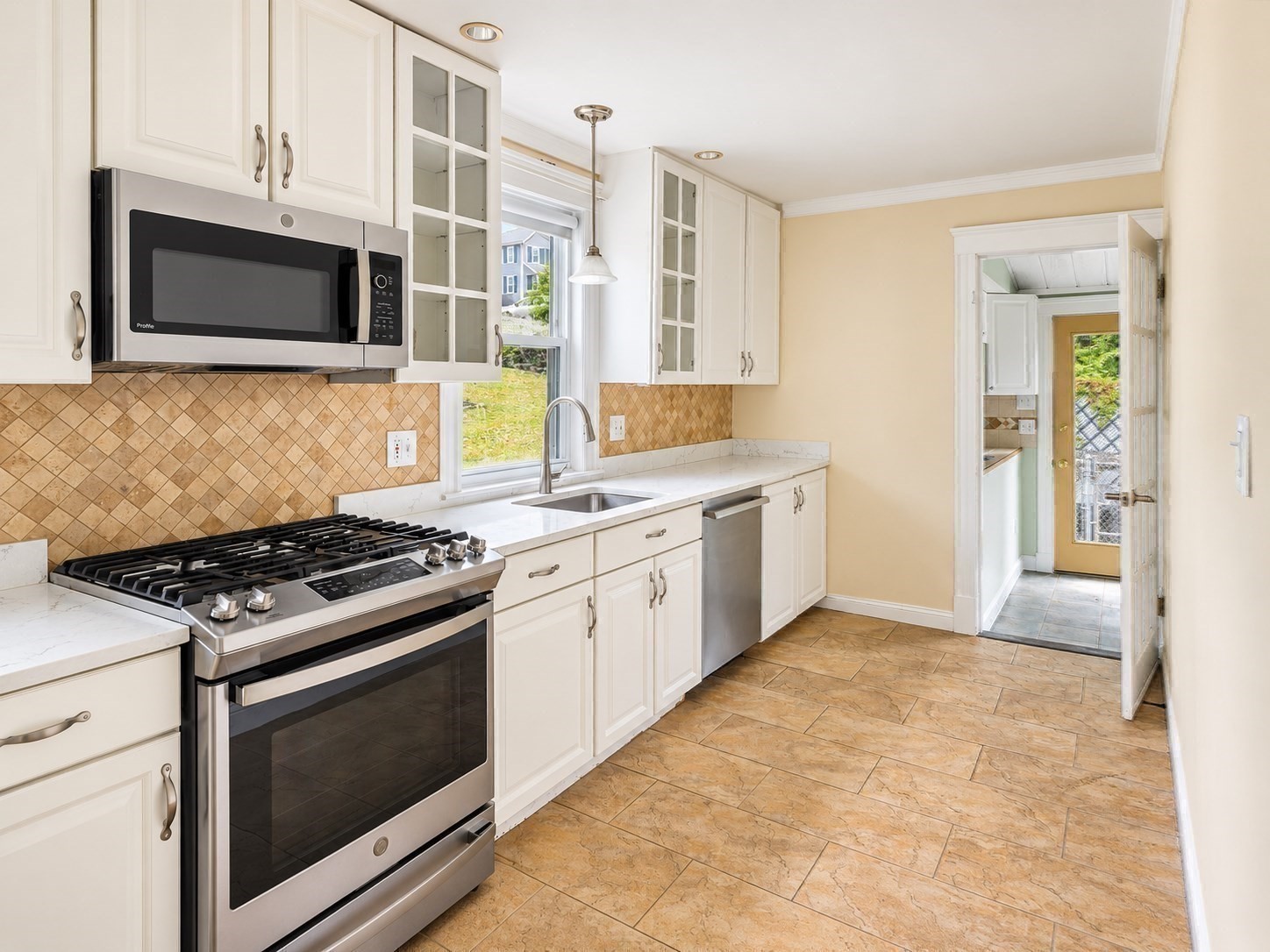 65 Chestnut St Unit 1, Wakefield, MA 01880 - Image 20