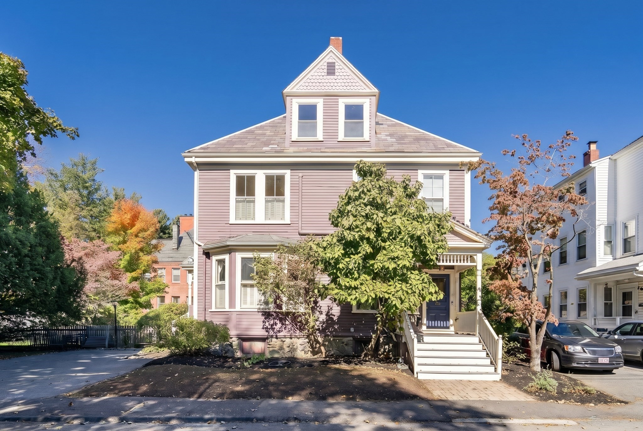9 Claflin Place Unit 3, Newton, MA 02460