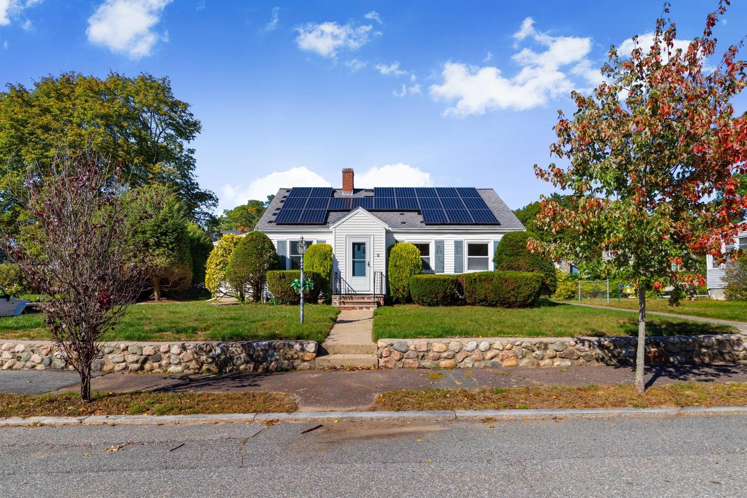 2 Minot St, Wakefield, MA 01880