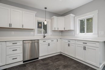 38 Cottage Street, Leominster, MA 01453 - Image 15