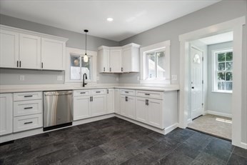 38 Cottage Street, Leominster, MA 01453 - Image 16