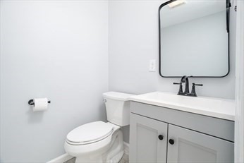 38 Cottage Street, Leominster, MA 01453 - Image 17