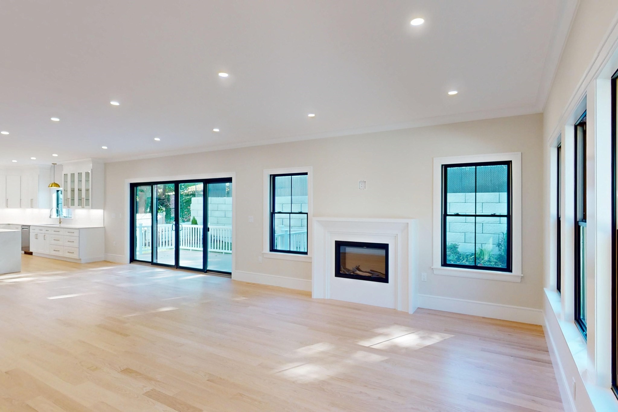 75 Greer St, Waltham, MA 02452 - Image 11