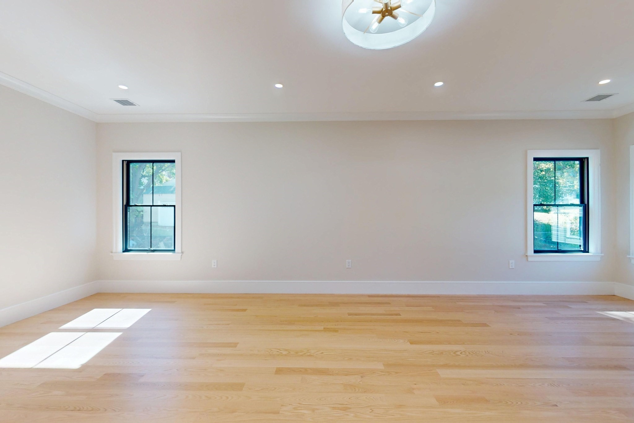 75 Greer St, Waltham, MA 02452 - Image 19