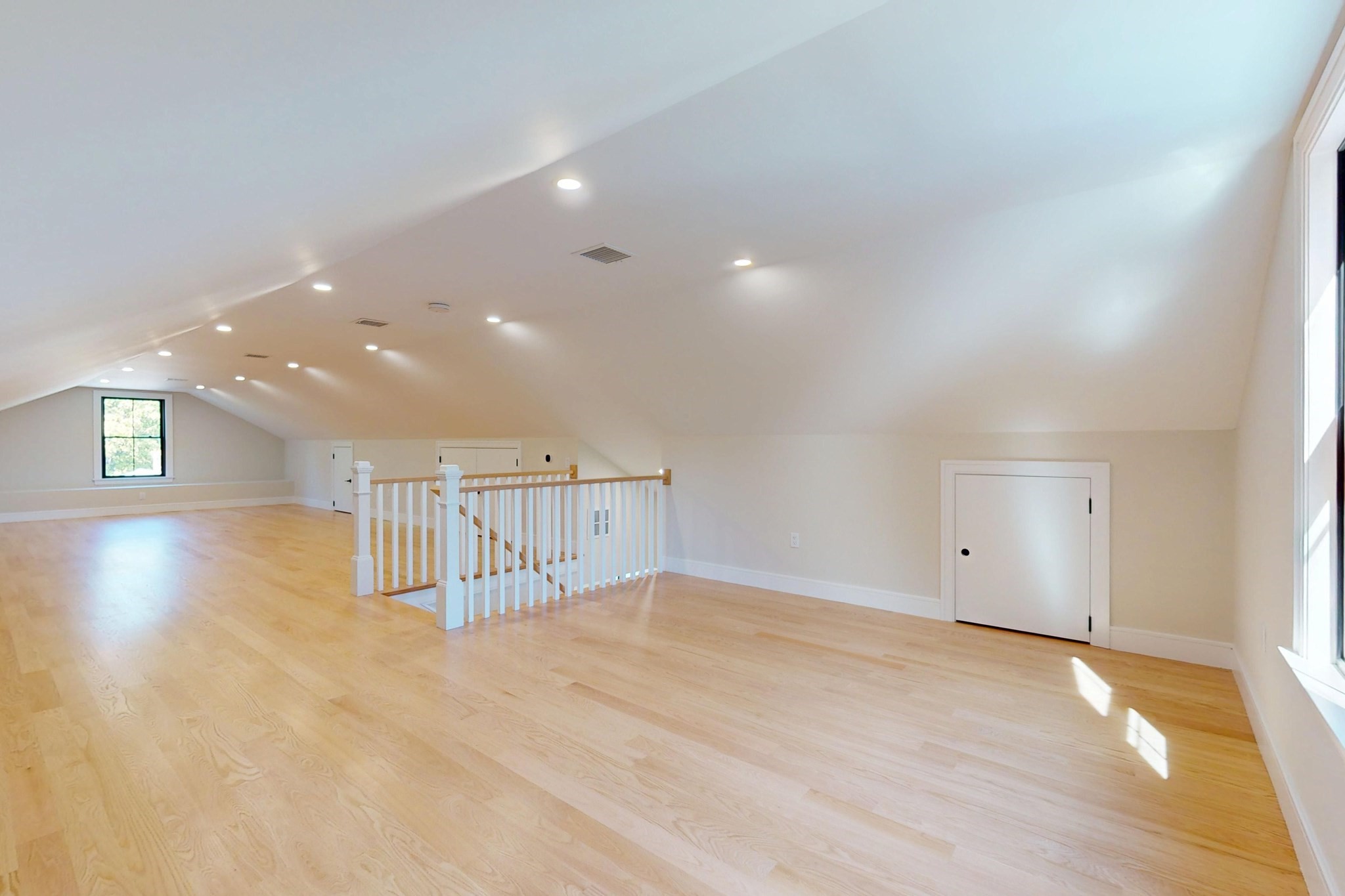 75 Greer St, Waltham, MA 02452 - Image 32