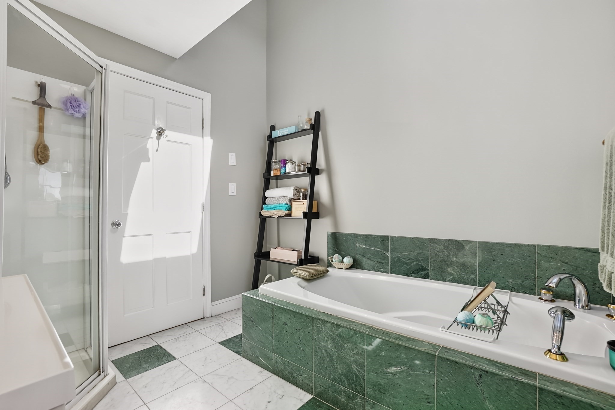 46 Kenmore Road, Waltham, MA 02453 - Image 23