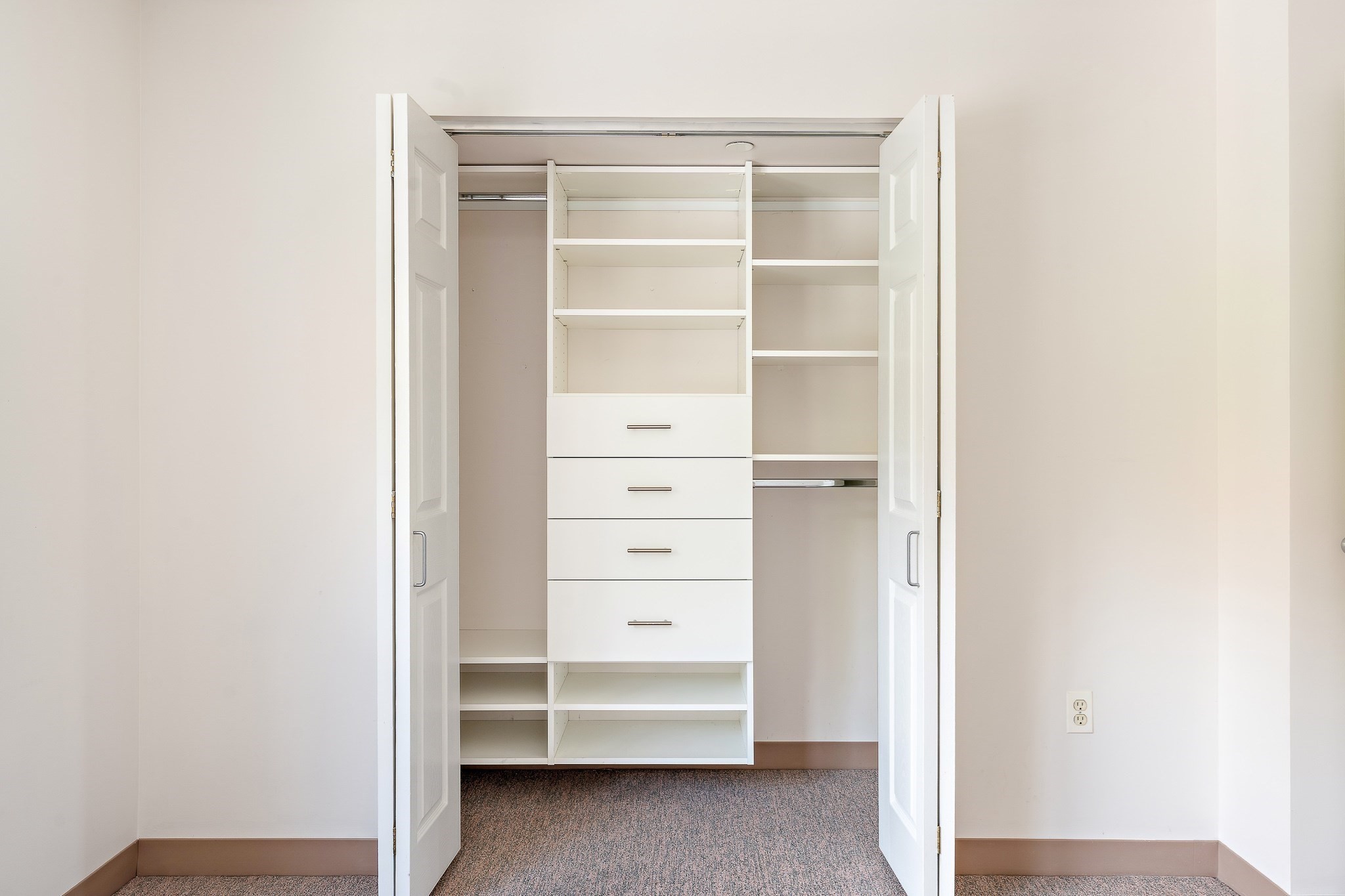 955 Tremont St. Unit 1, Symphony, Boston, MA 02120 - Image 23