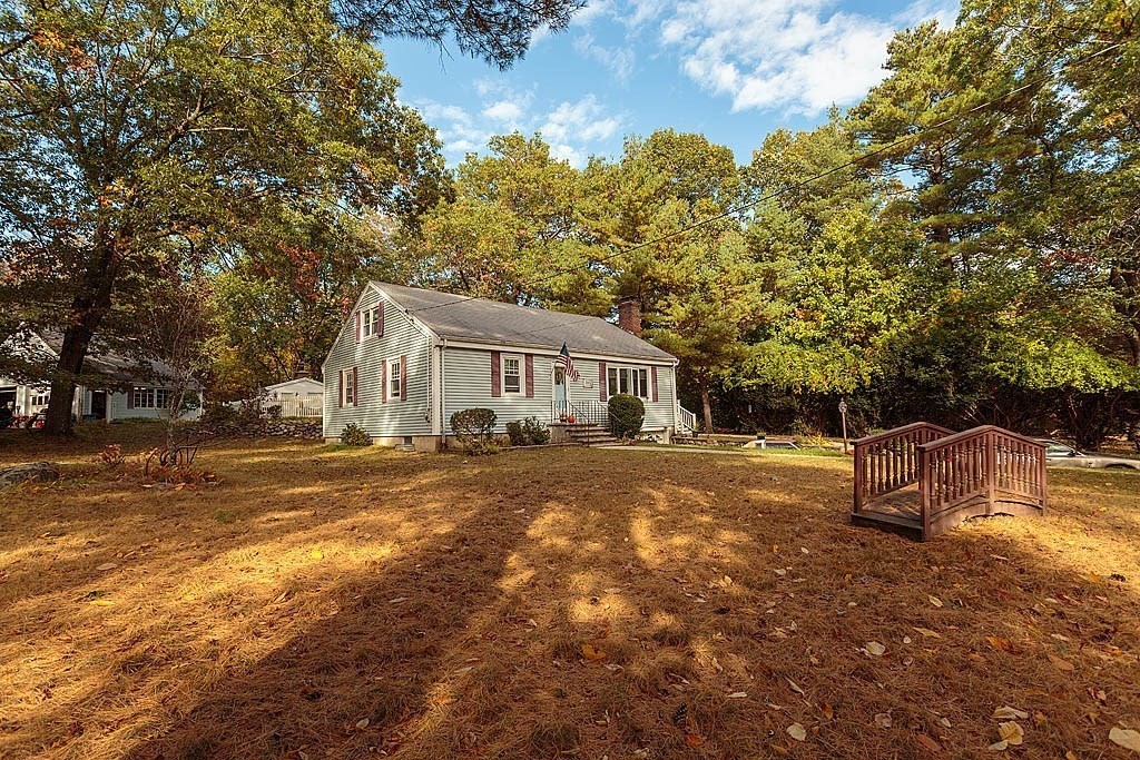 375 Old Russell Street, Woburn, MA 01801 - Image 1
