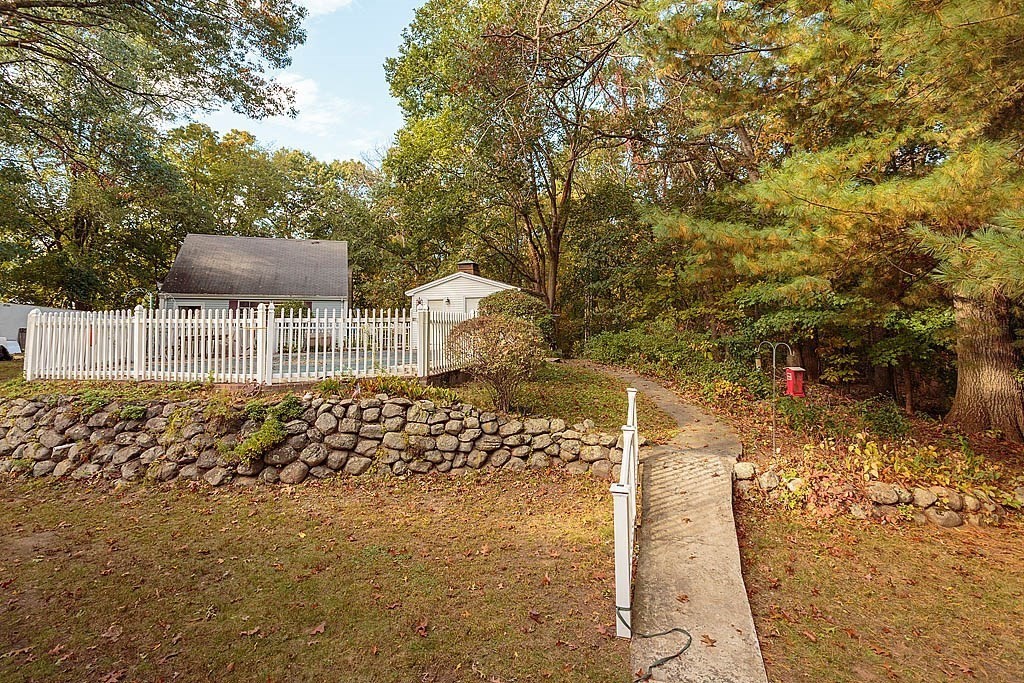 375 Old Russell Street, Woburn, MA 01801 - Image 6