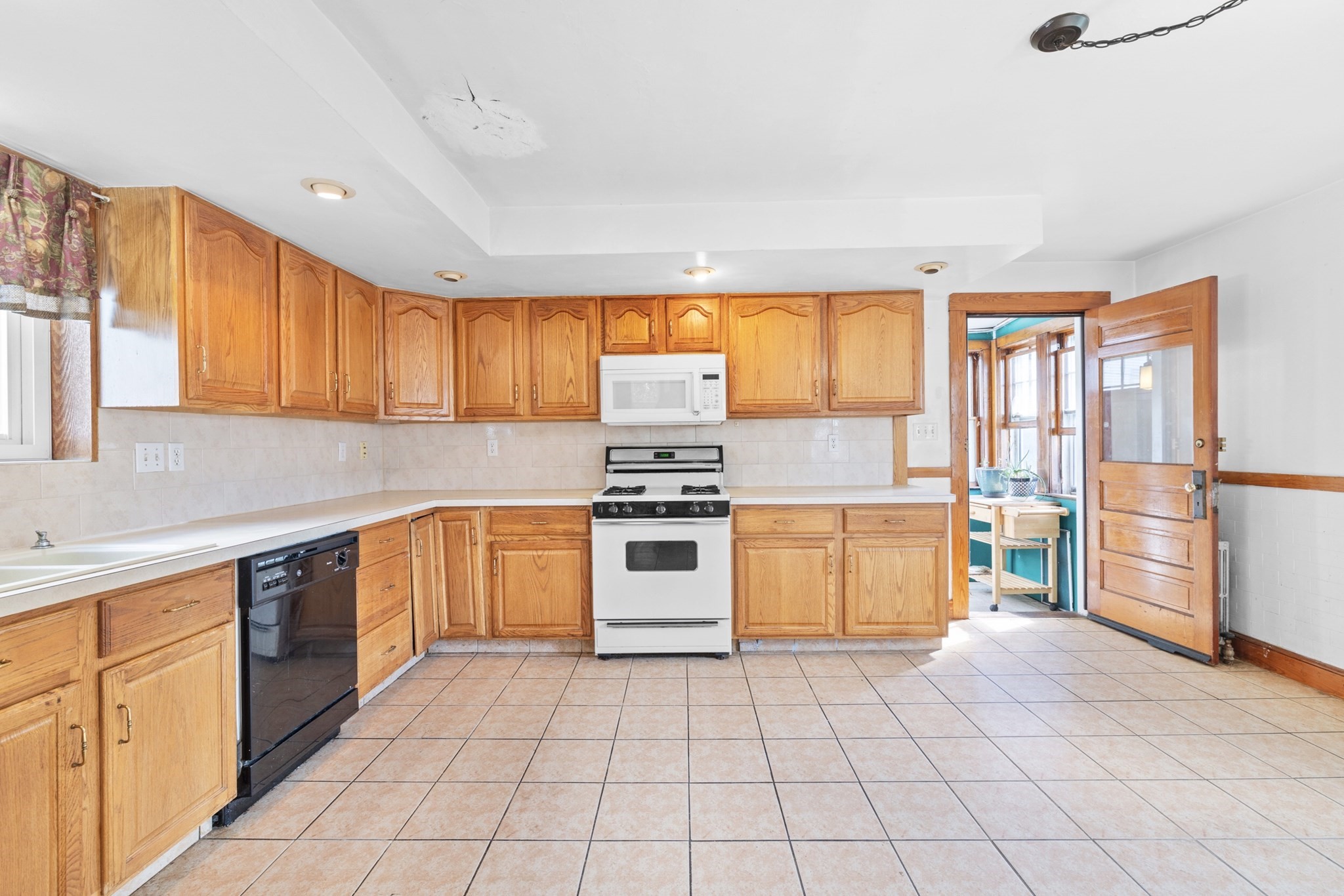12 Shepard St, Brighton, Boston, MA 02135 - Image 10