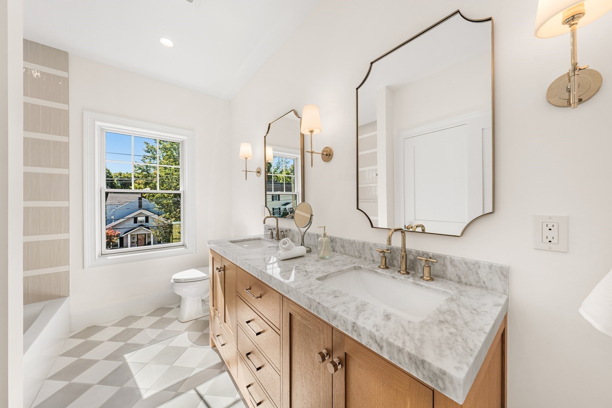 4 Crescent Rd Unit 1, Needham, MA 02494 - Image 16