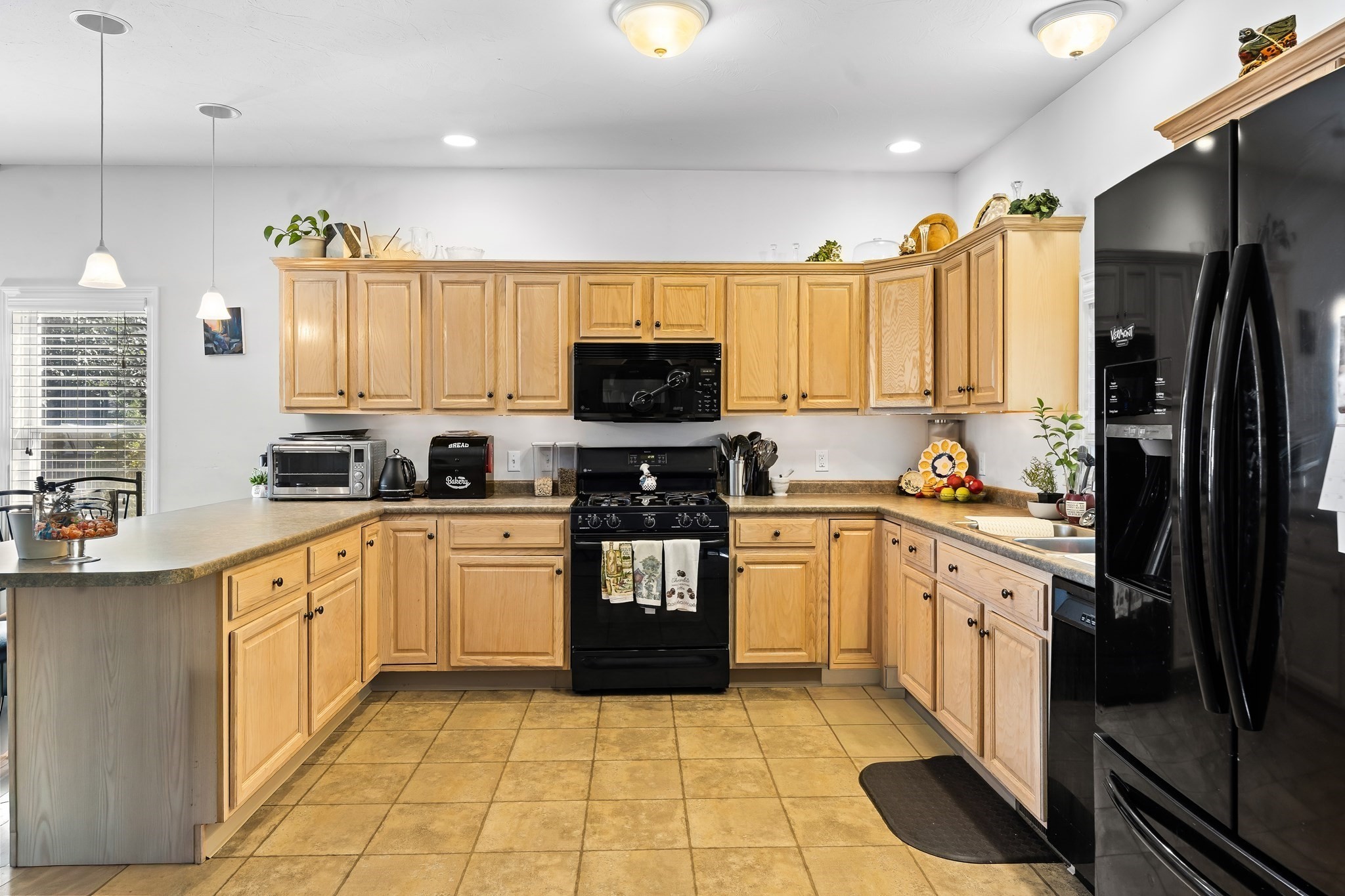 357 Litchfield St Unit 357, Leominster, MA 01453 - Image 5