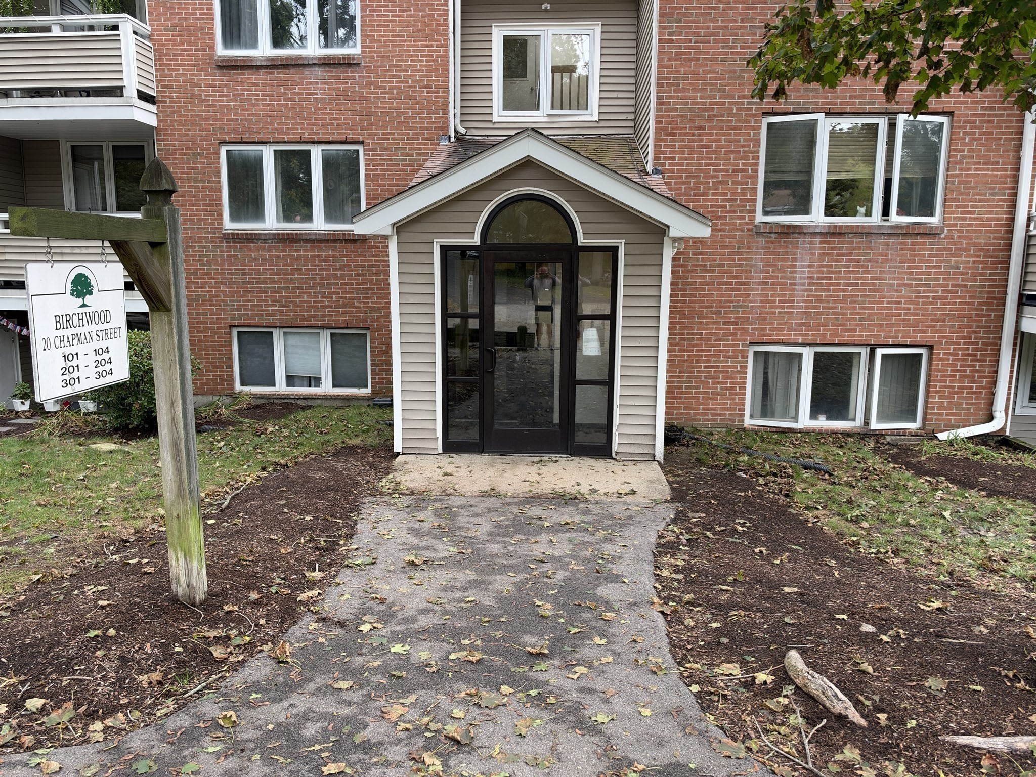 20 Chapman St Unit 102, Weymouth, MA 02189