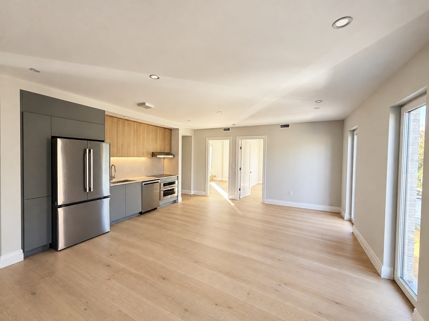 27 Kenilworth St. Unit 4, Fort Hill, Boston, MA 02119