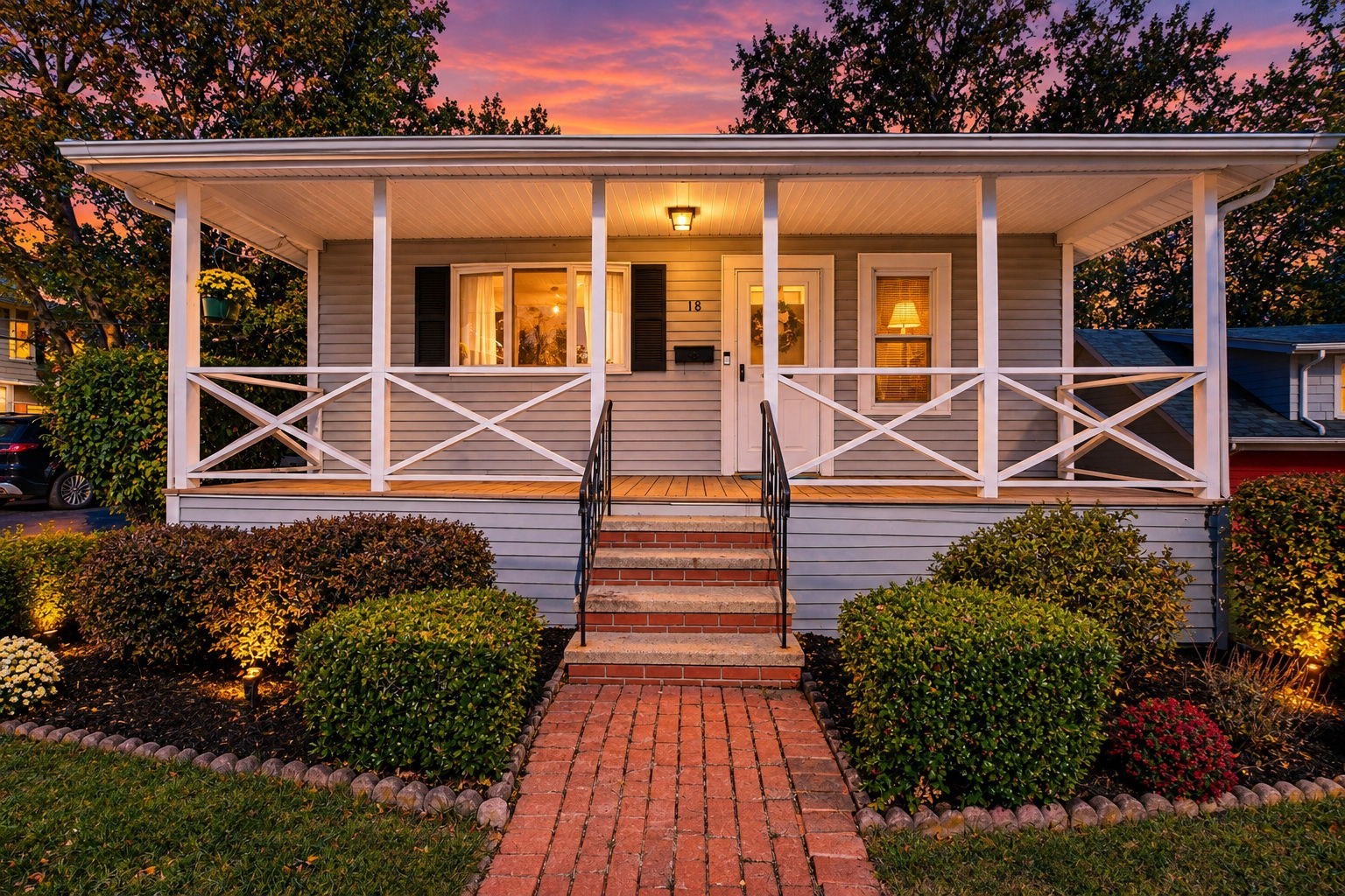 18 Lakeside Ave, Weymouth, MA 02189