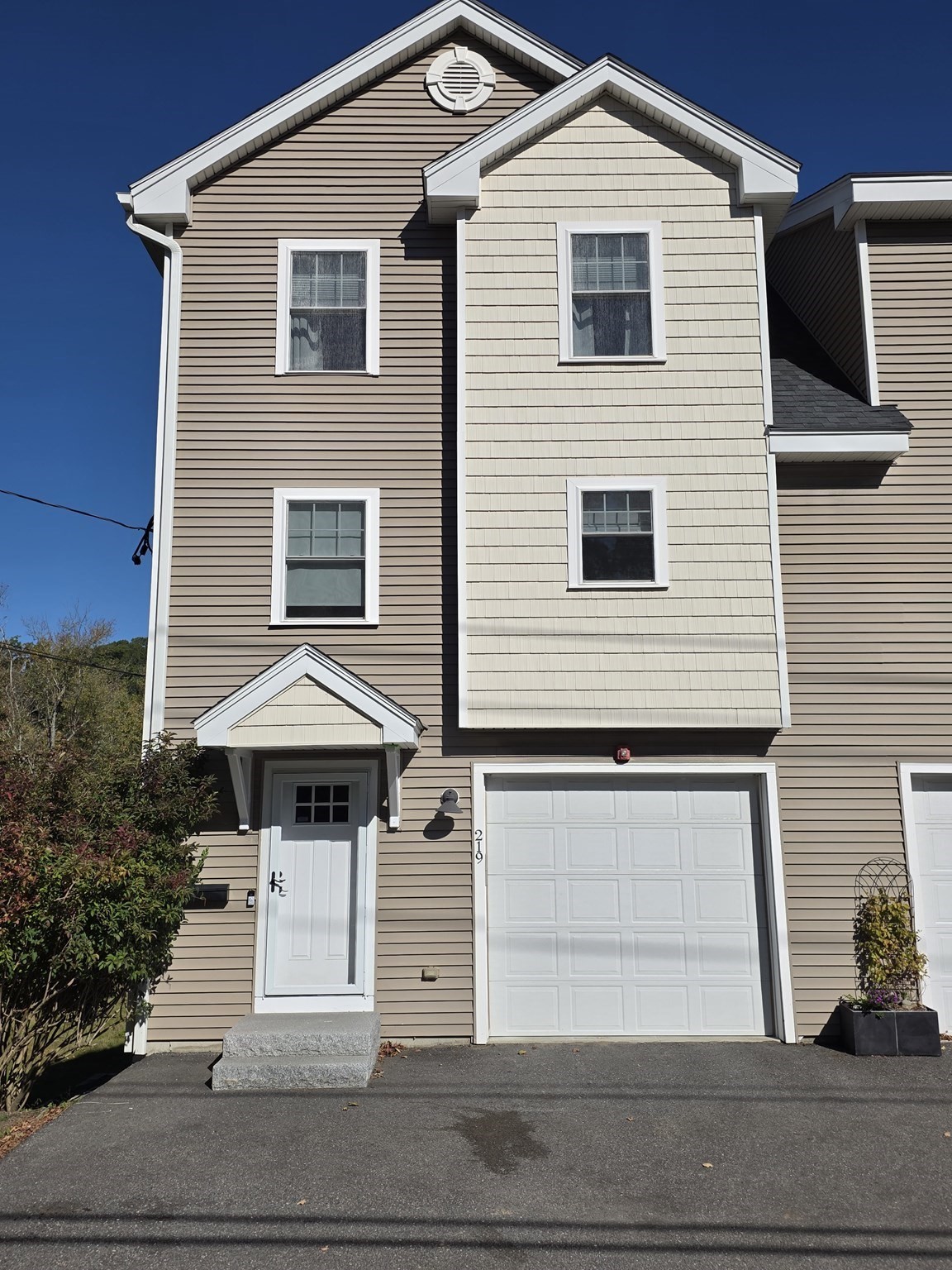 219 Main Street Unit 1, Maynard, MA 01754