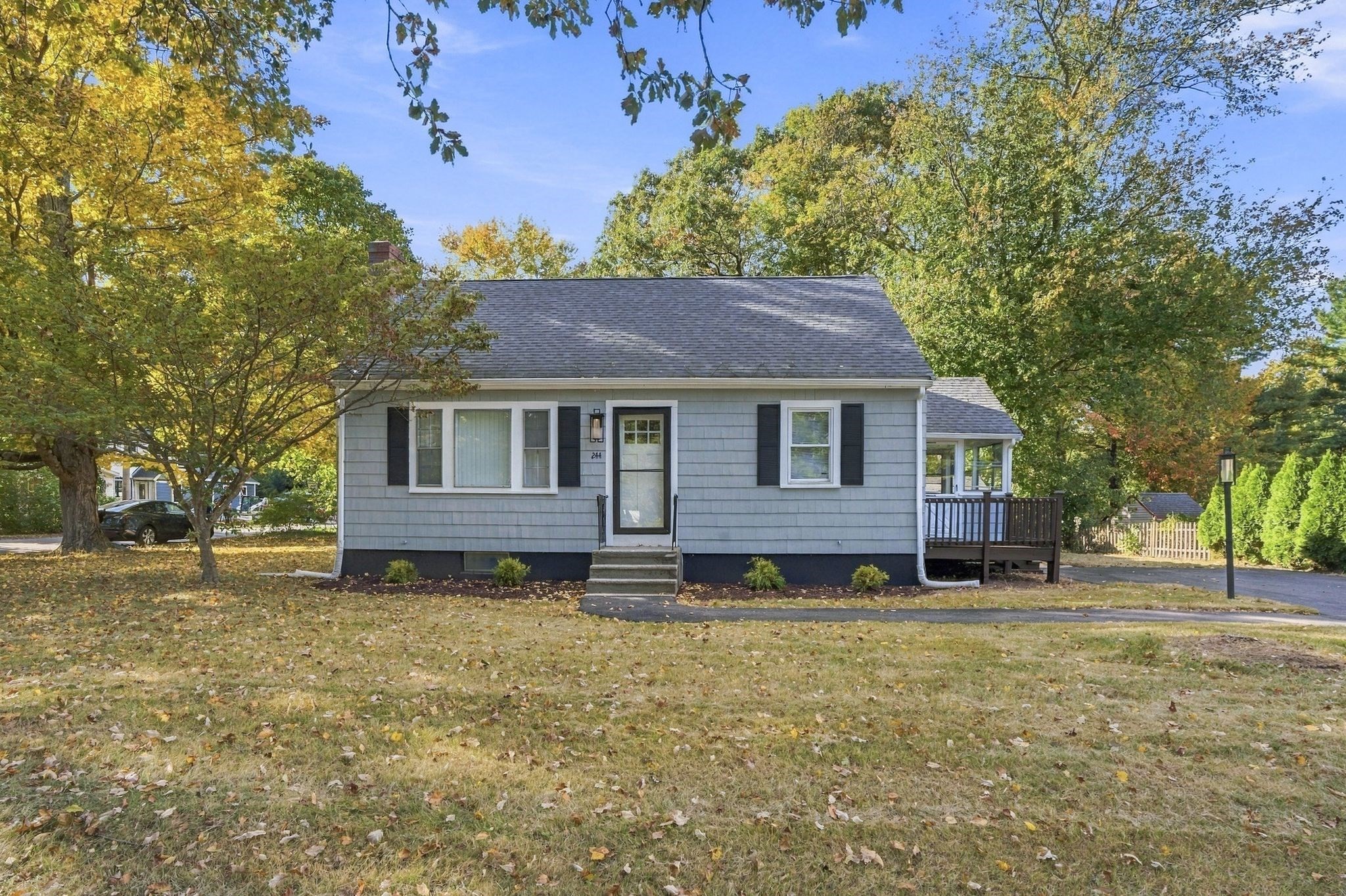 244 Mechanic St, Foxboro, MA 02035