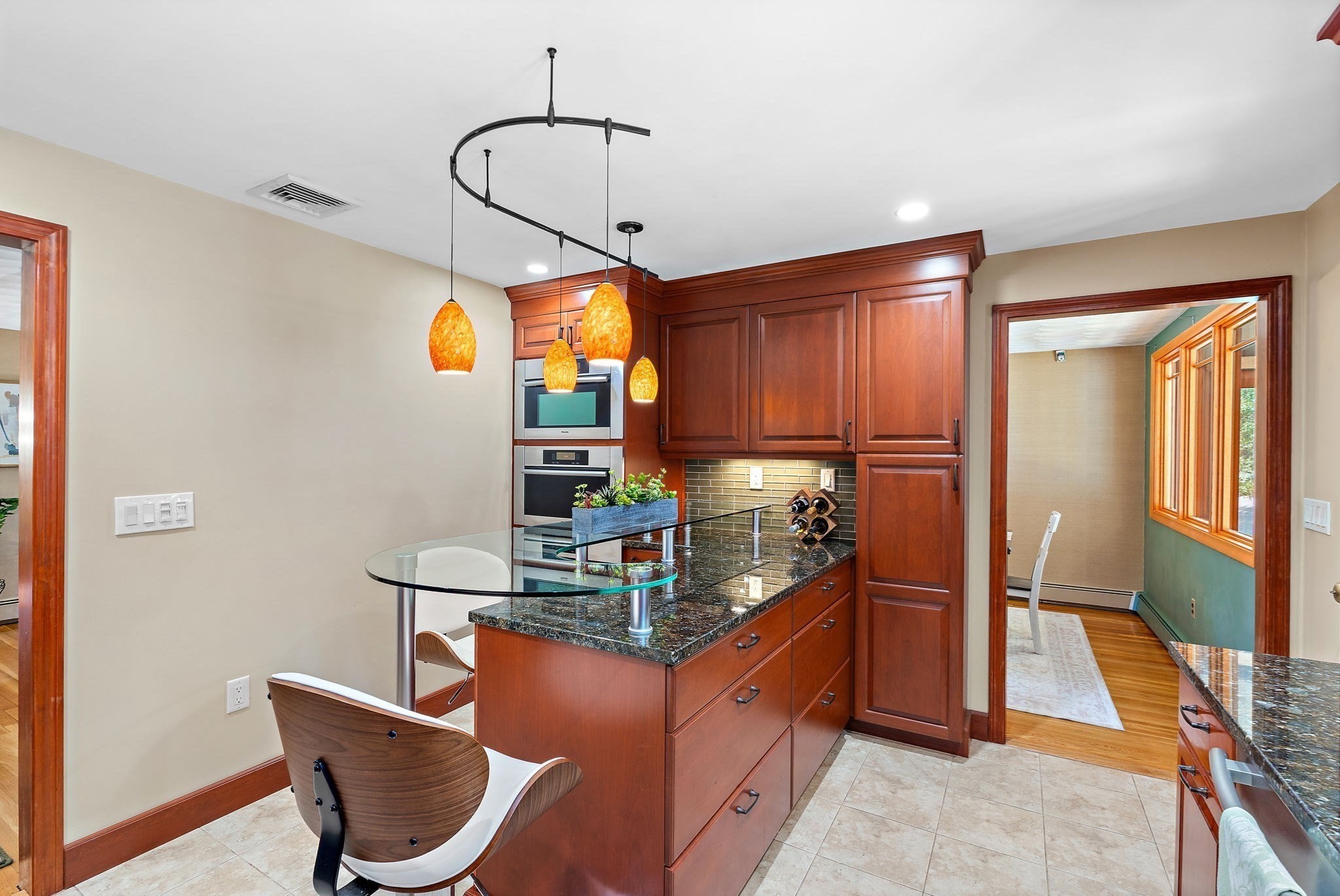 20 Woodchester Cir, Waltham, MA 02451 - Image 8