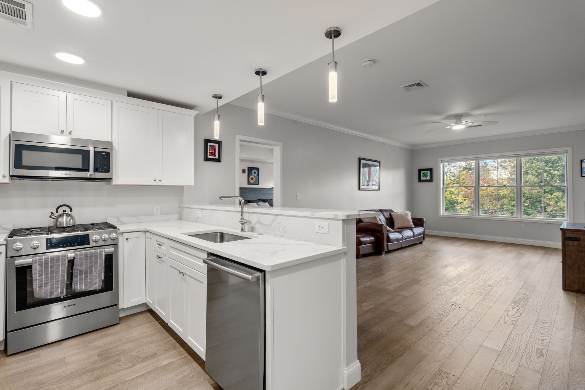 131 Eliot St Unit 204, Milton, MA 02186