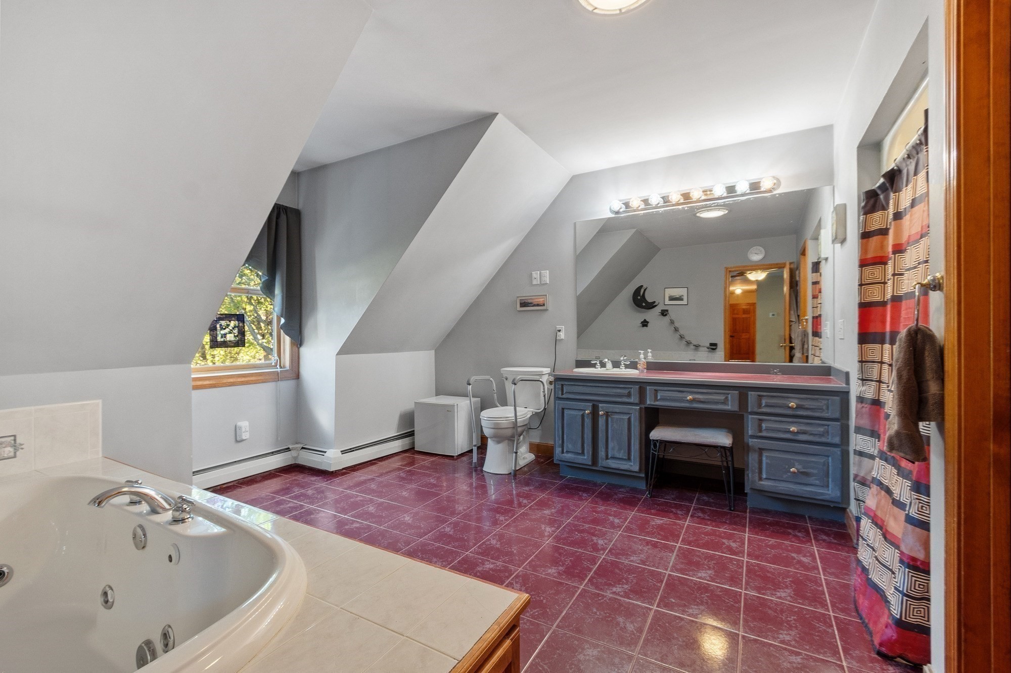234 Highland Ave, Leominster, MA 01453 - Image 19