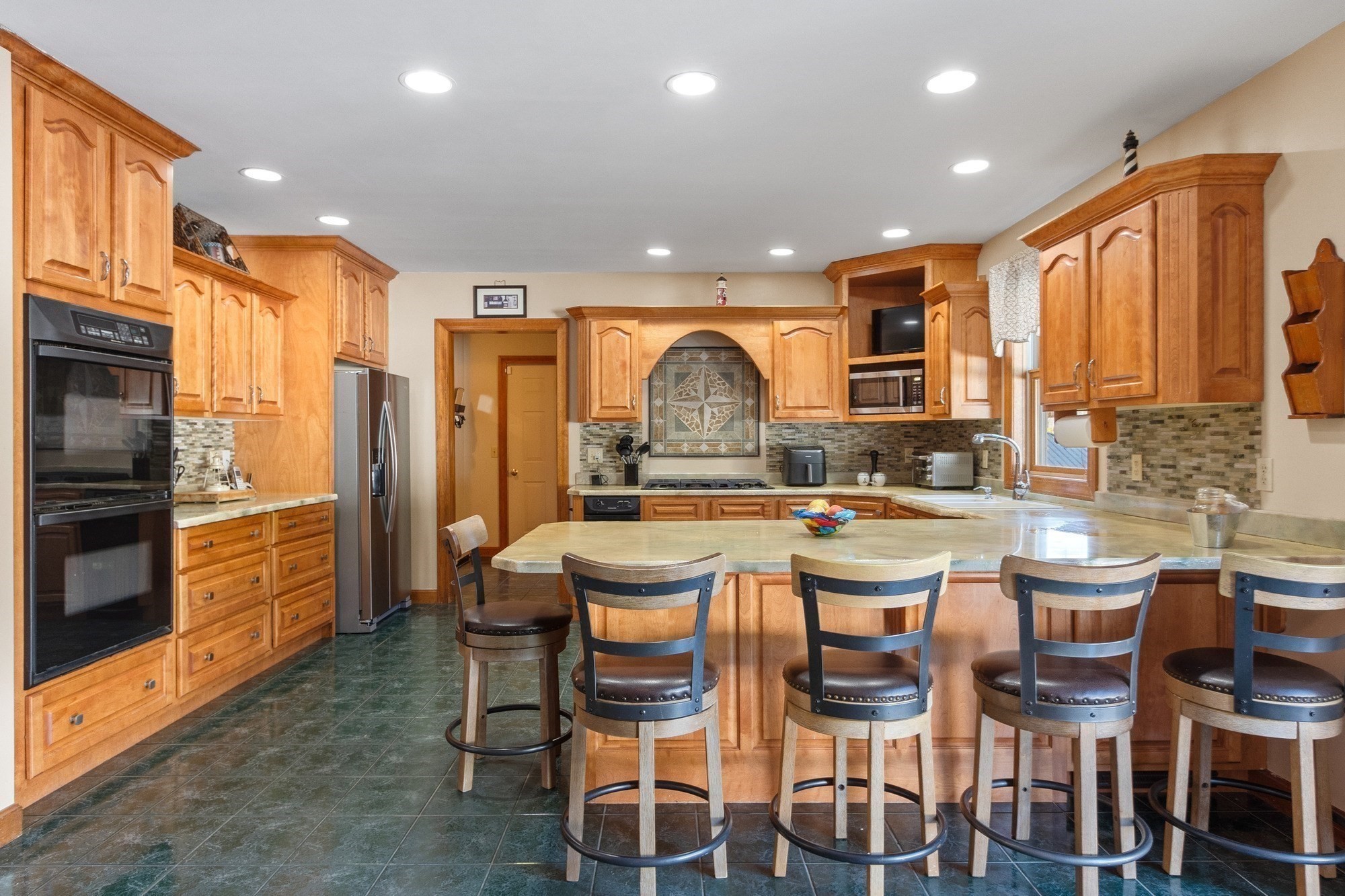 234 Highland Ave, Leominster, MA 01453 - Image 7