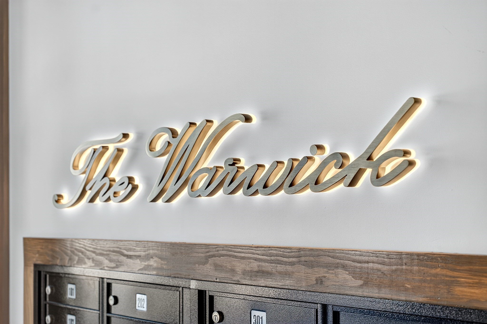 13 Warwick St Unit 401, Somerville, MA 02143