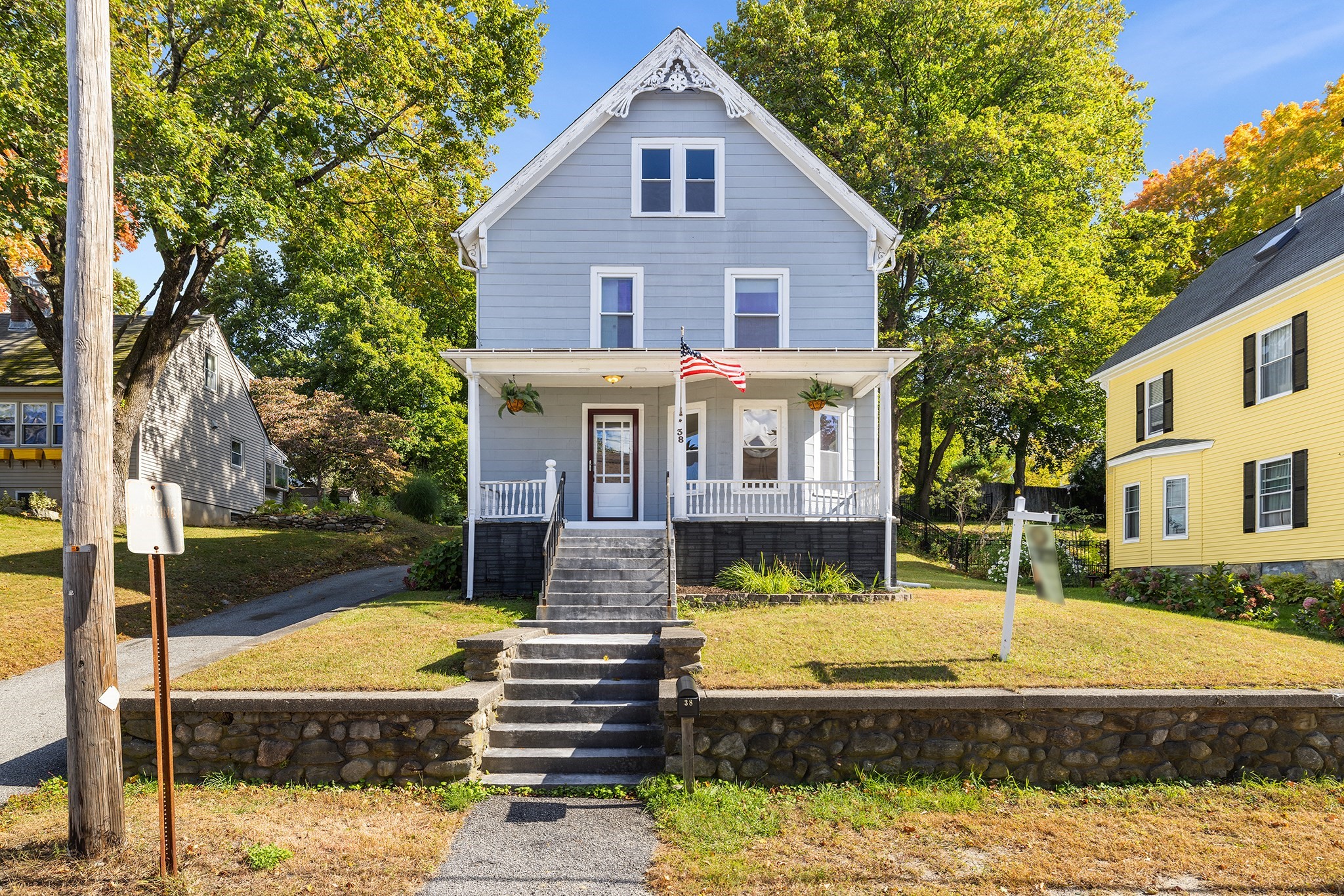 38 Park St, Hudson, MA 01749