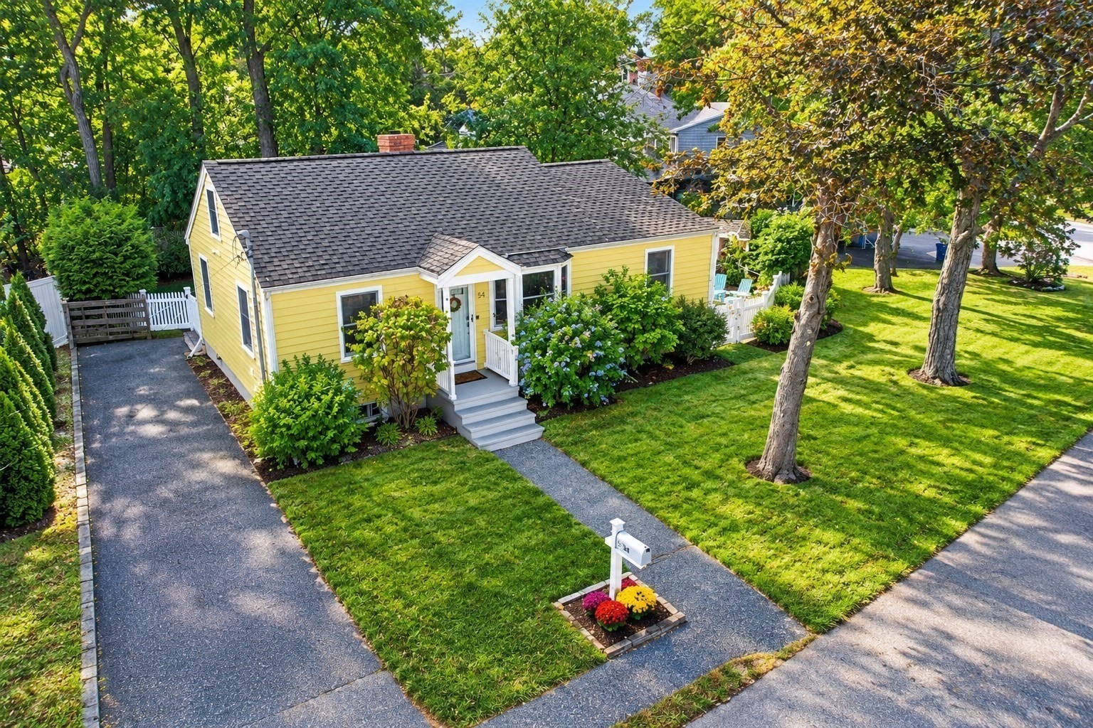 54 Joclyn Ave, Framingham, MA 01701