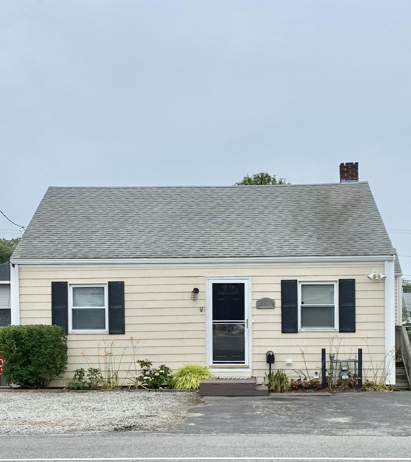 567 Nantasket Ave, Hull, MA 02045