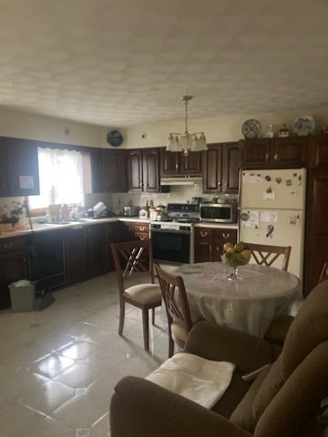 55 Northmere, Fall River, MA 02723 - Image 11