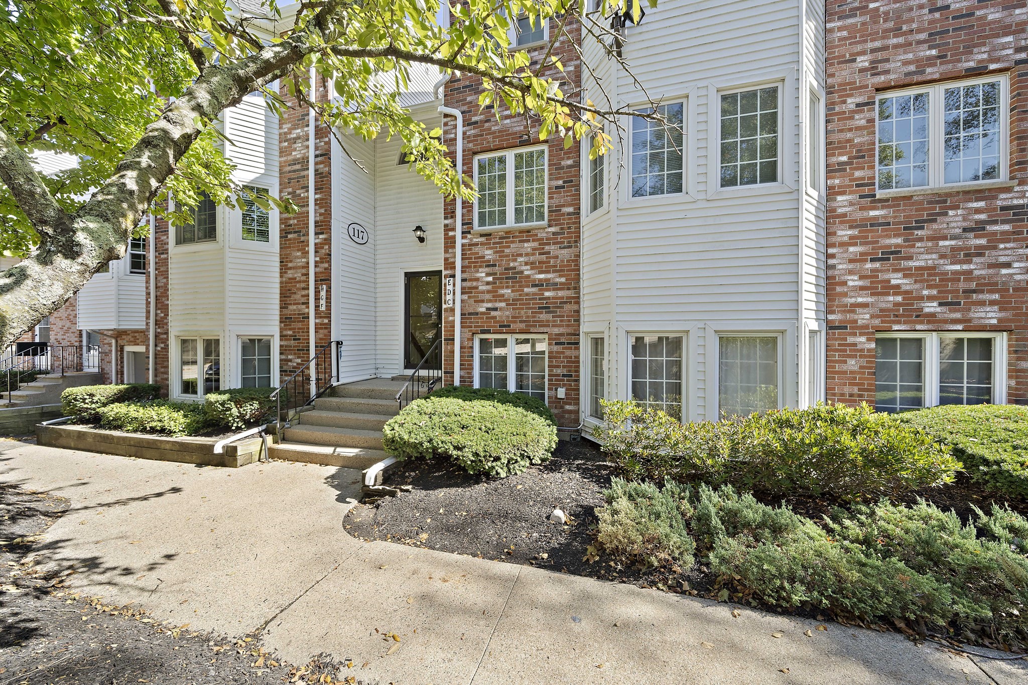 117 Tall Oaks Dr Unit H, Weymouth, MA 02190