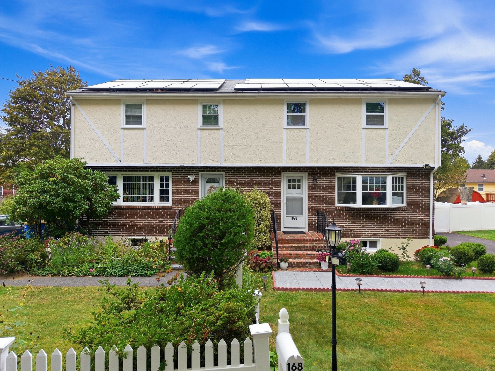 168 Old St. Unit R, Randolph, MA 02368