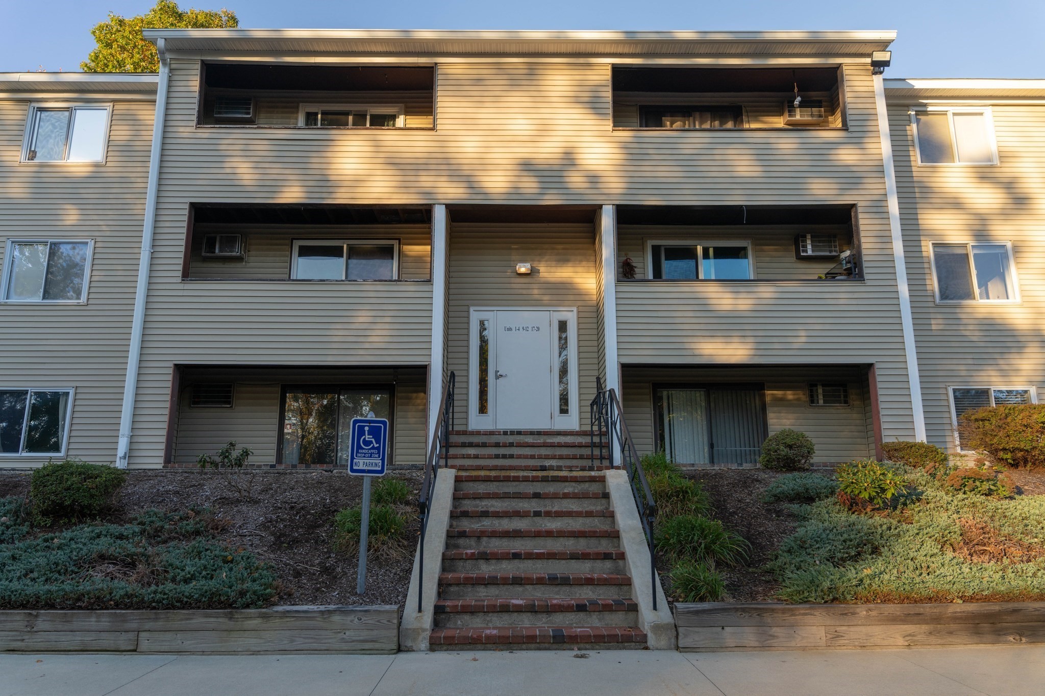 129 Quaker Hwy Unit 22A, Uxbridge, MA 01569