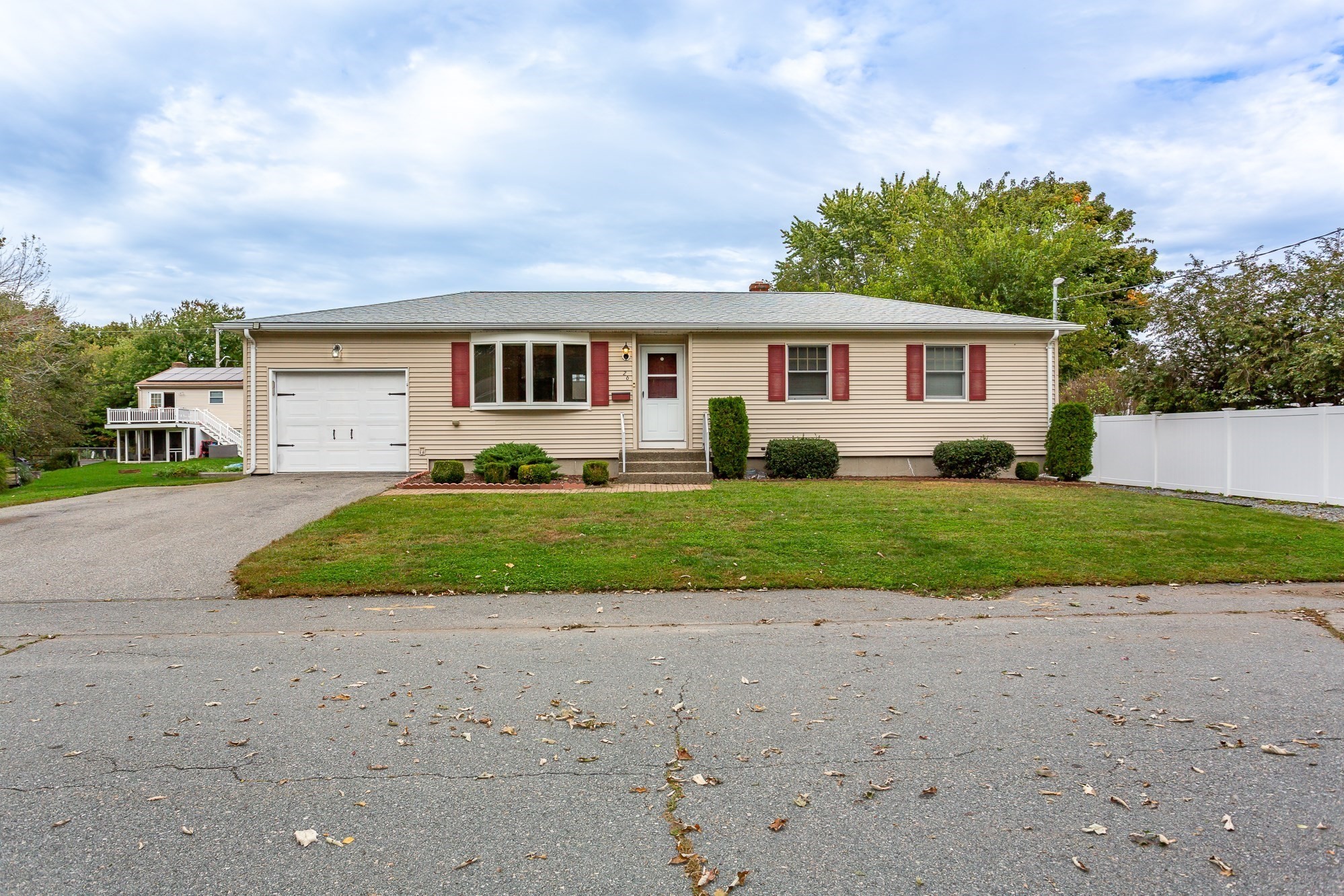 26 Midland Rd, Somerset, MA 02726