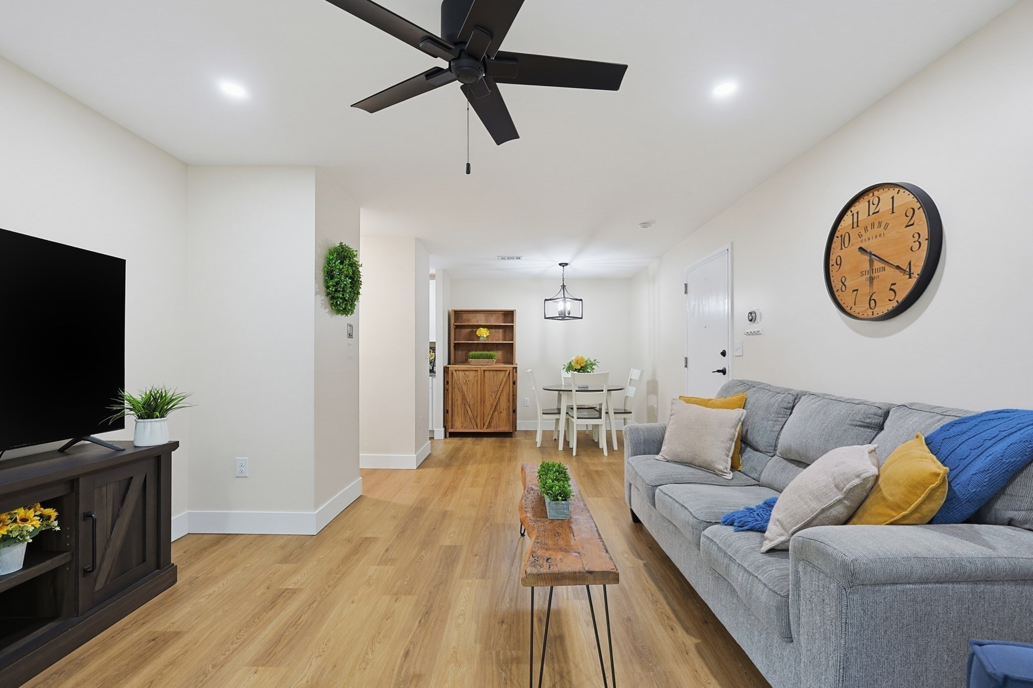 811 Franklin Crossing Rd Unit 811, Franklin, MA 02038