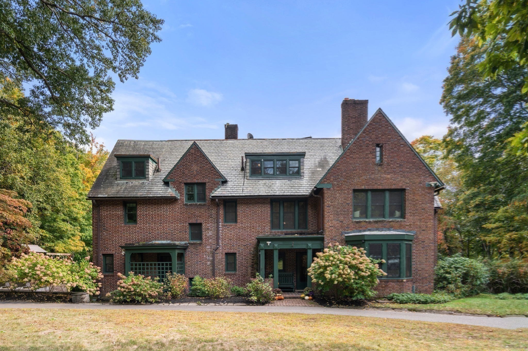 341 Highland St, Milton, MA 02186