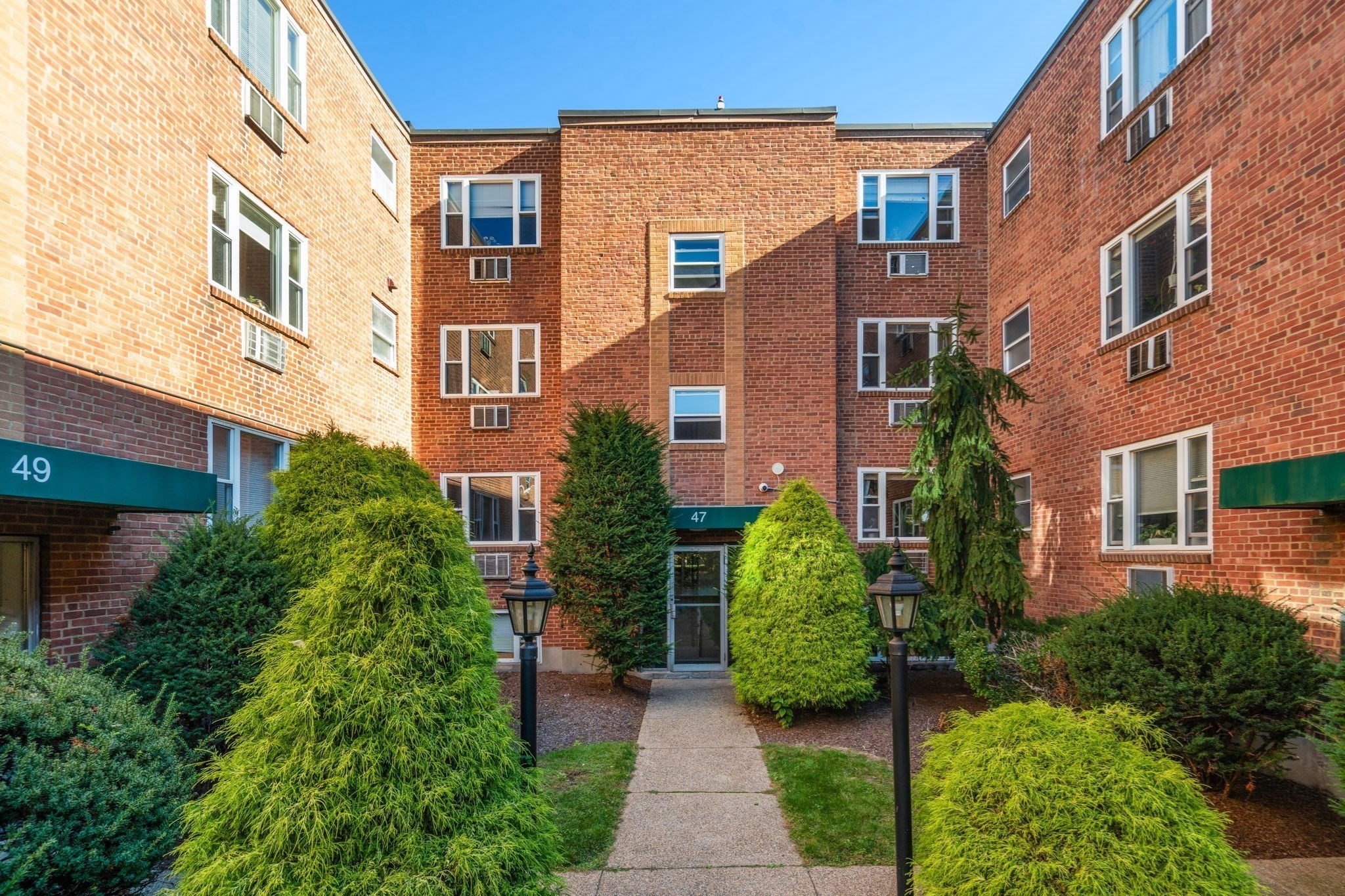 47 Colborne Rd Unit 1, Brighton, Boston, MA 02135