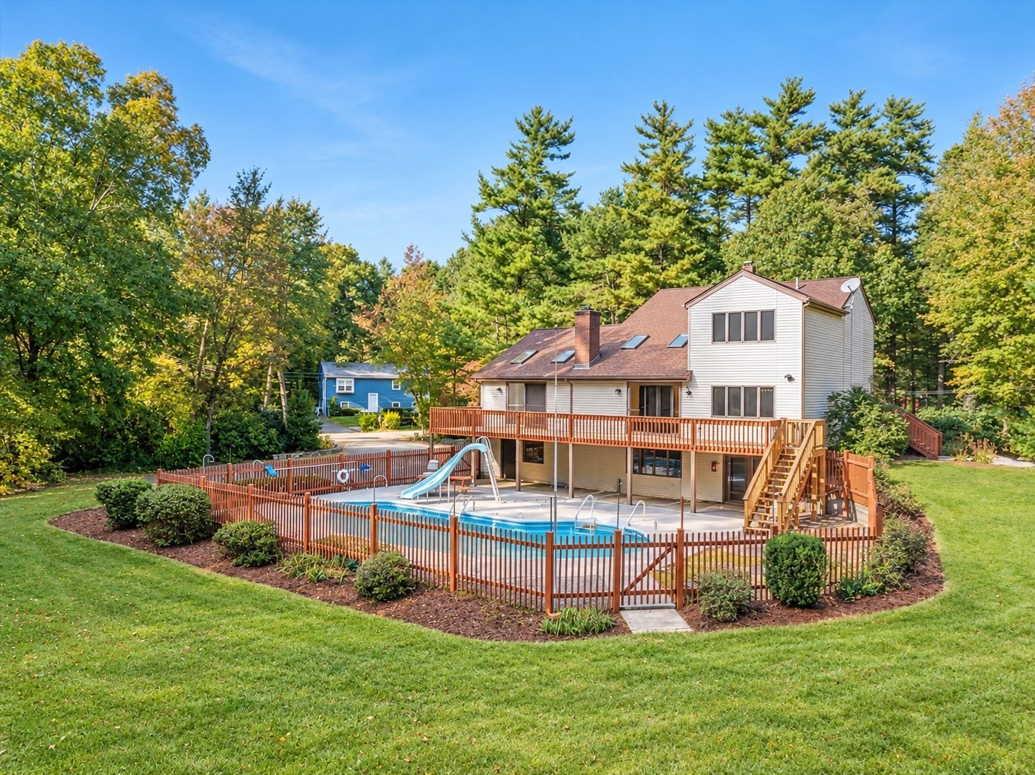 55 Hill St, Lakeville, MA 02347