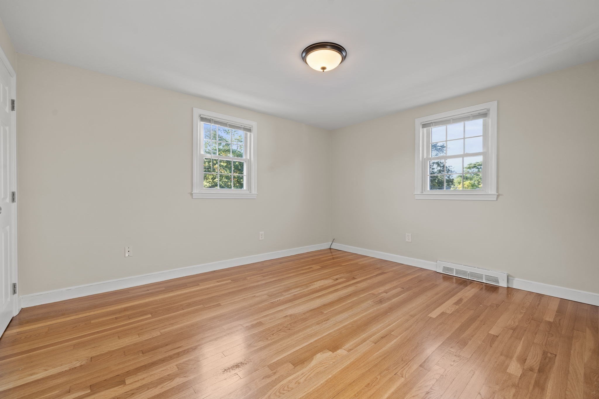 13 Gregg Street, Woburn, MA 01801 - Image 28