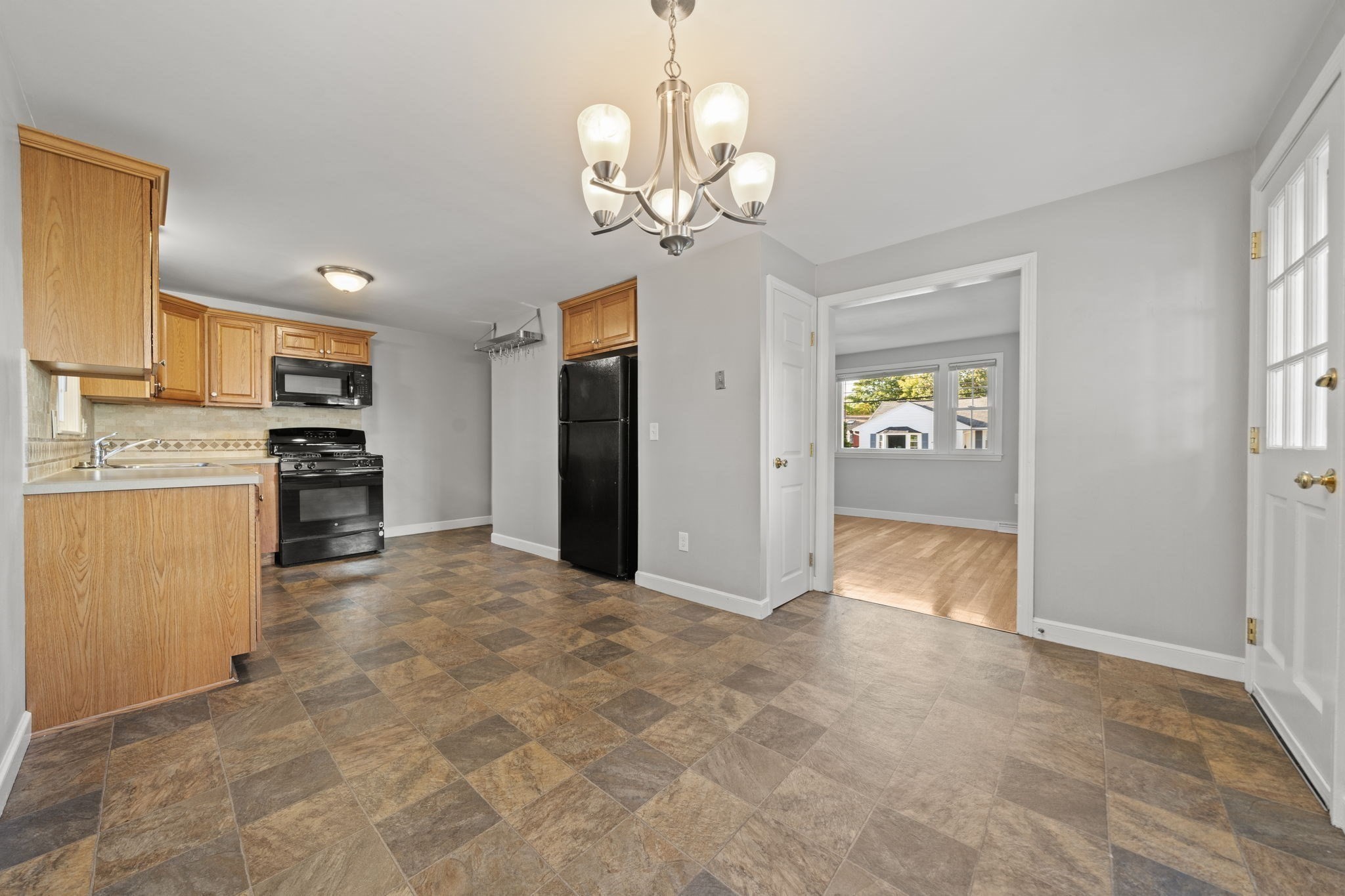 13 Gregg Street, Woburn, MA 01801 - Image 6