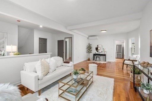 22 Charnwood Rd Unit B, Somerville, MA 02144